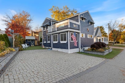 11 Rose Lane Ogunquit ME 03907