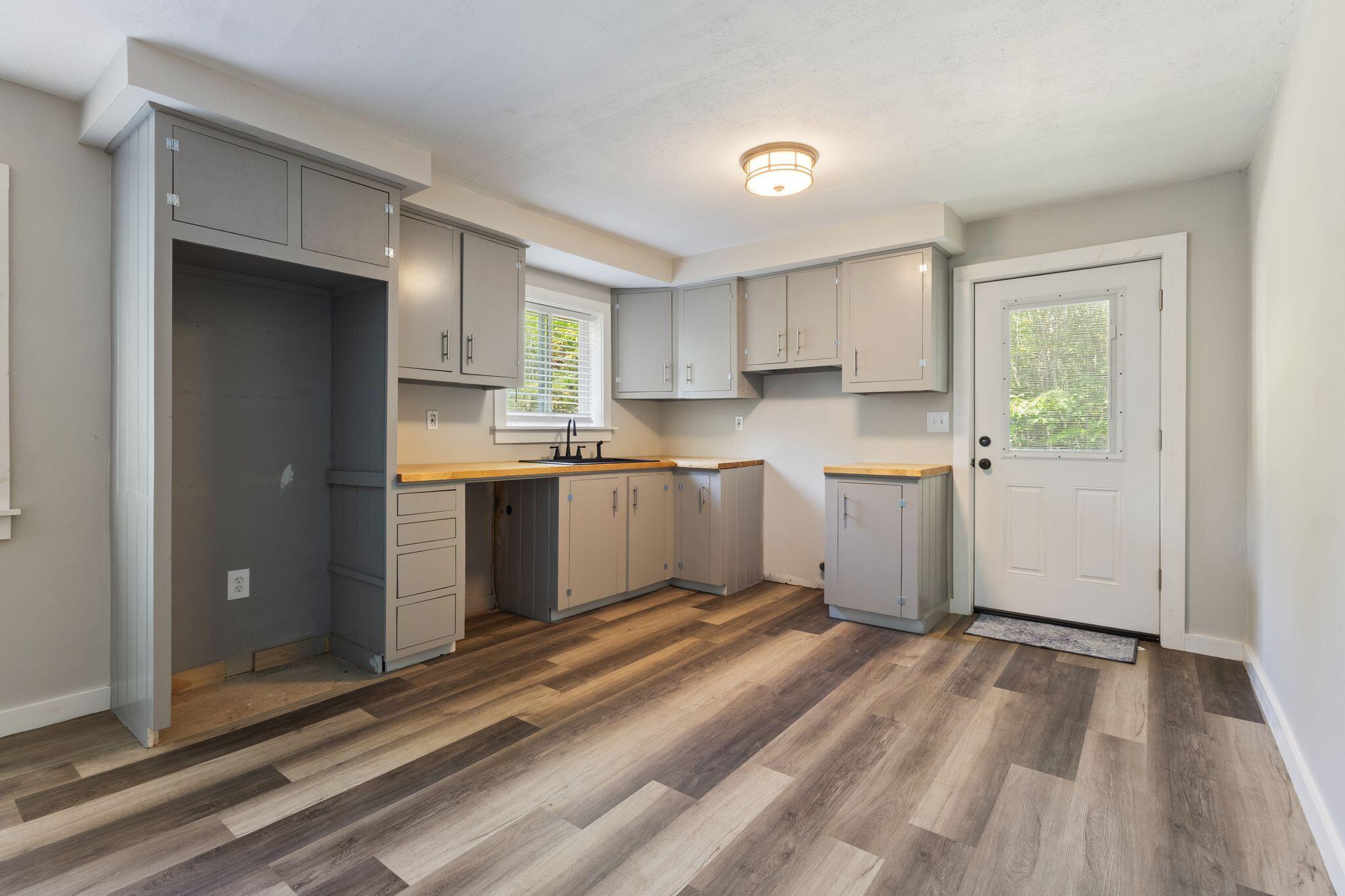 305 Penney Road