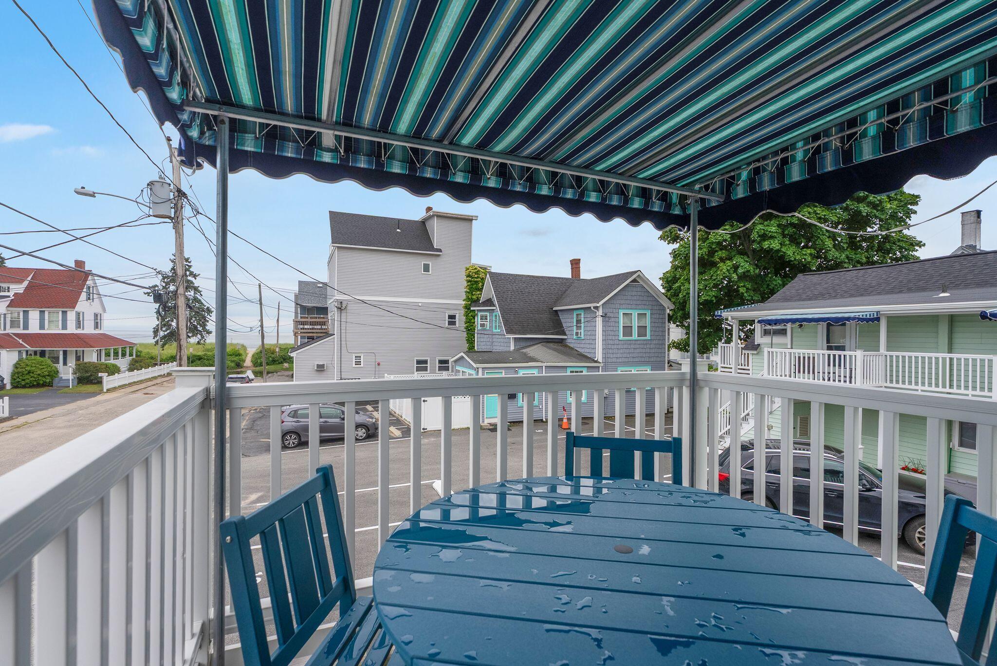 7 Bay Avenue 18