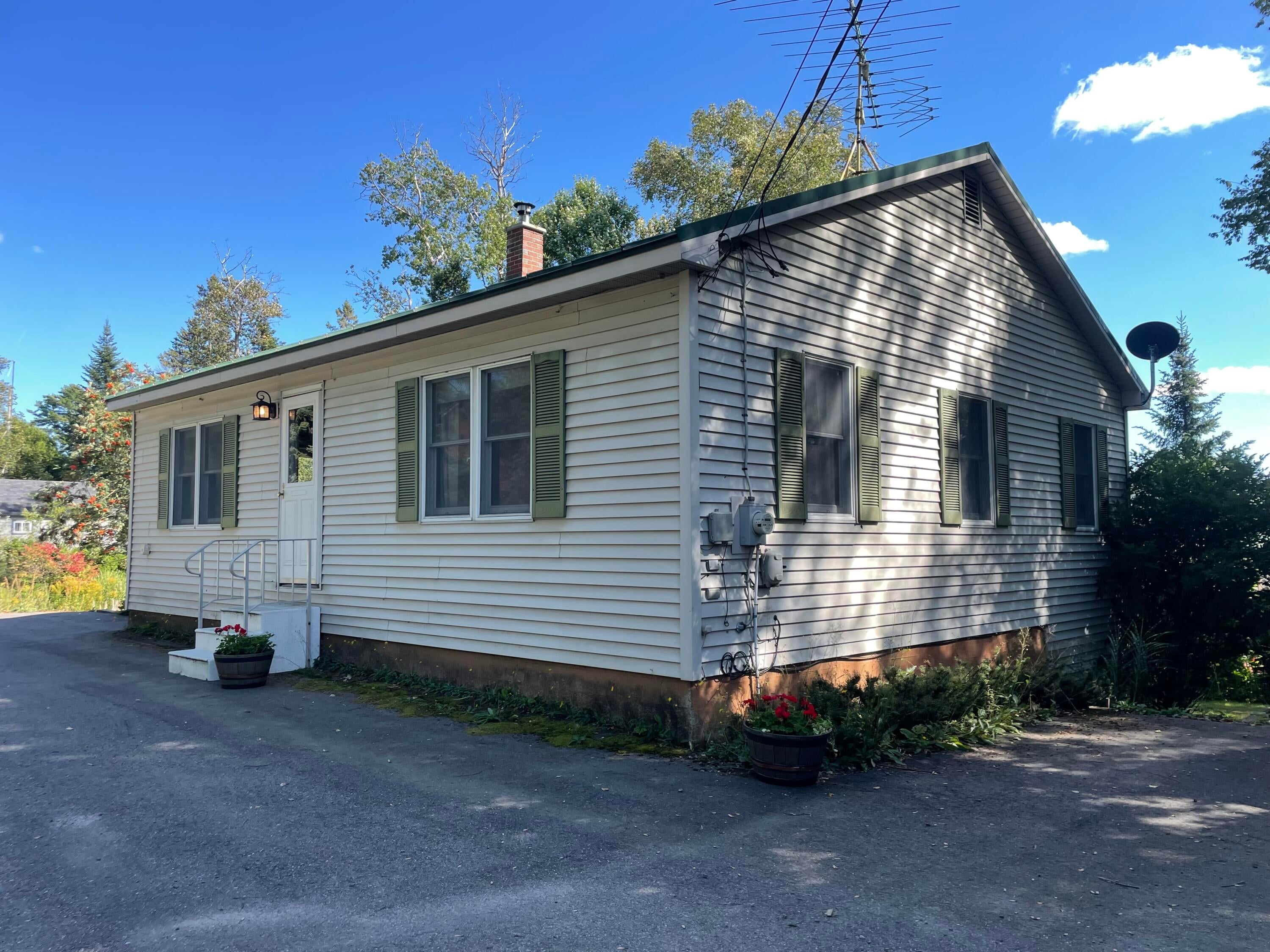 52 Cross Street