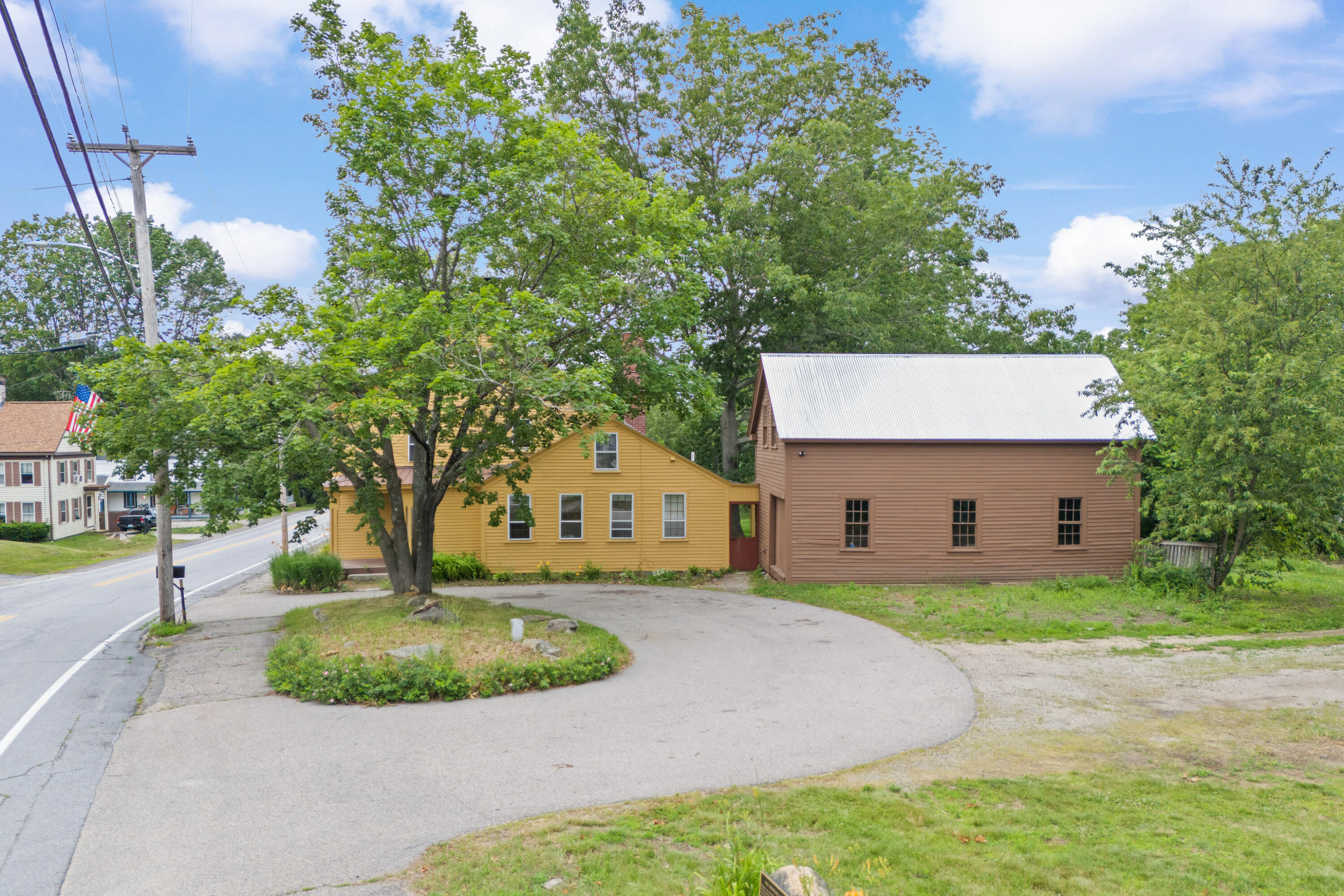53 Saw Mill Hill