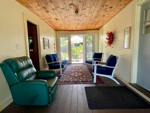 4 Pleasant View Drive