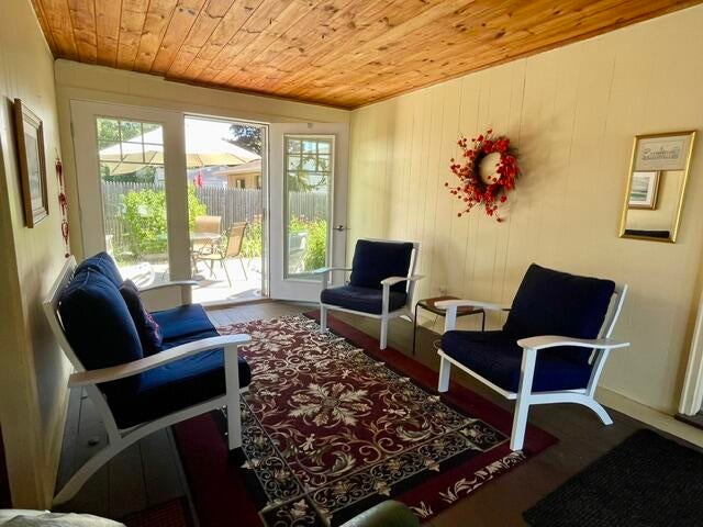 4 Pleasant View Drive