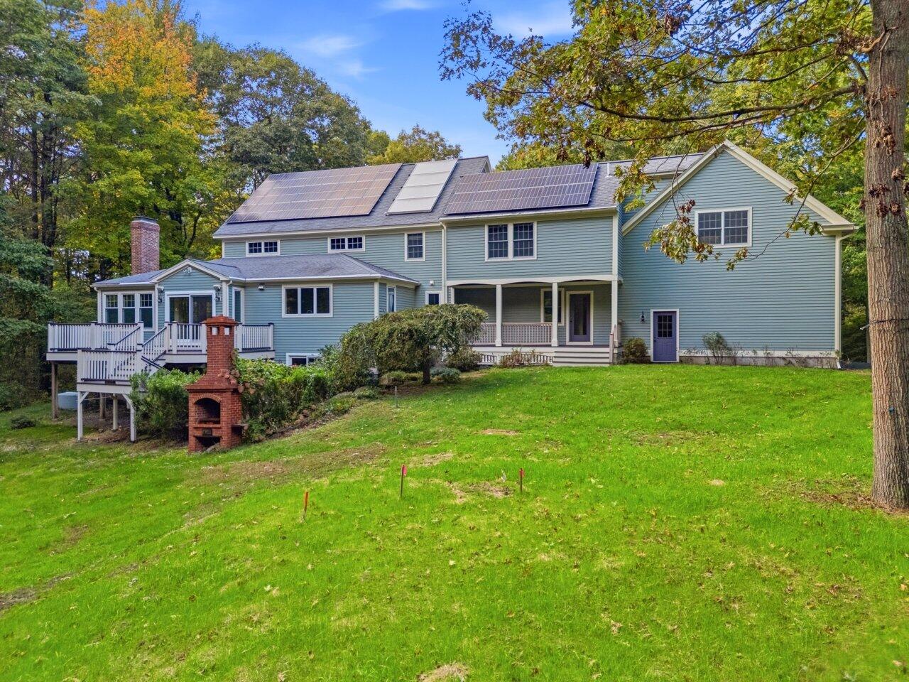7 Spruce Point Road