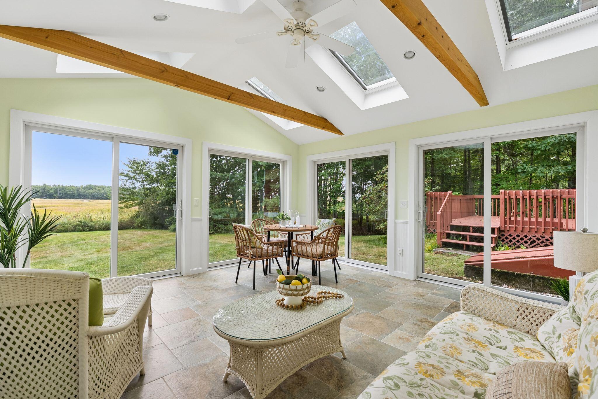 20 Winnocks Neck Road