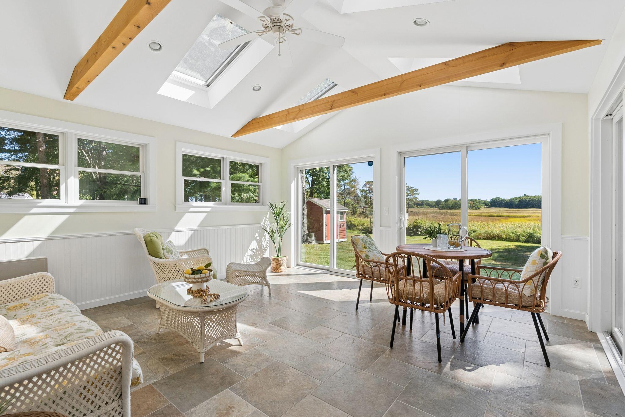 20 Winnocks Neck Road
