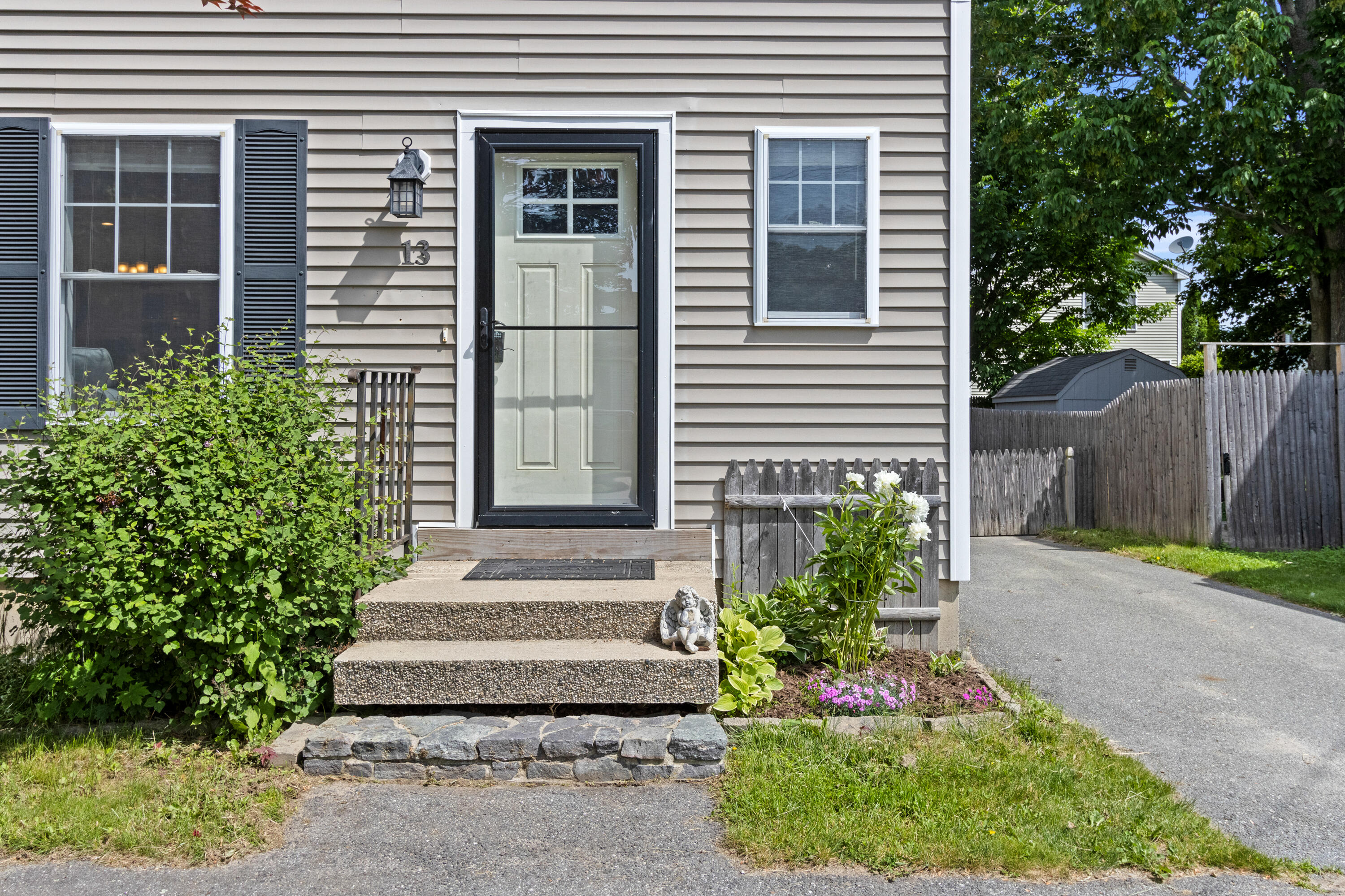 13 Anchor Road