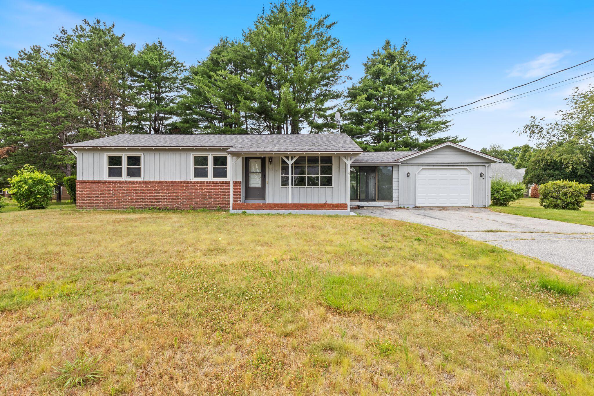 8 Elaine Drive