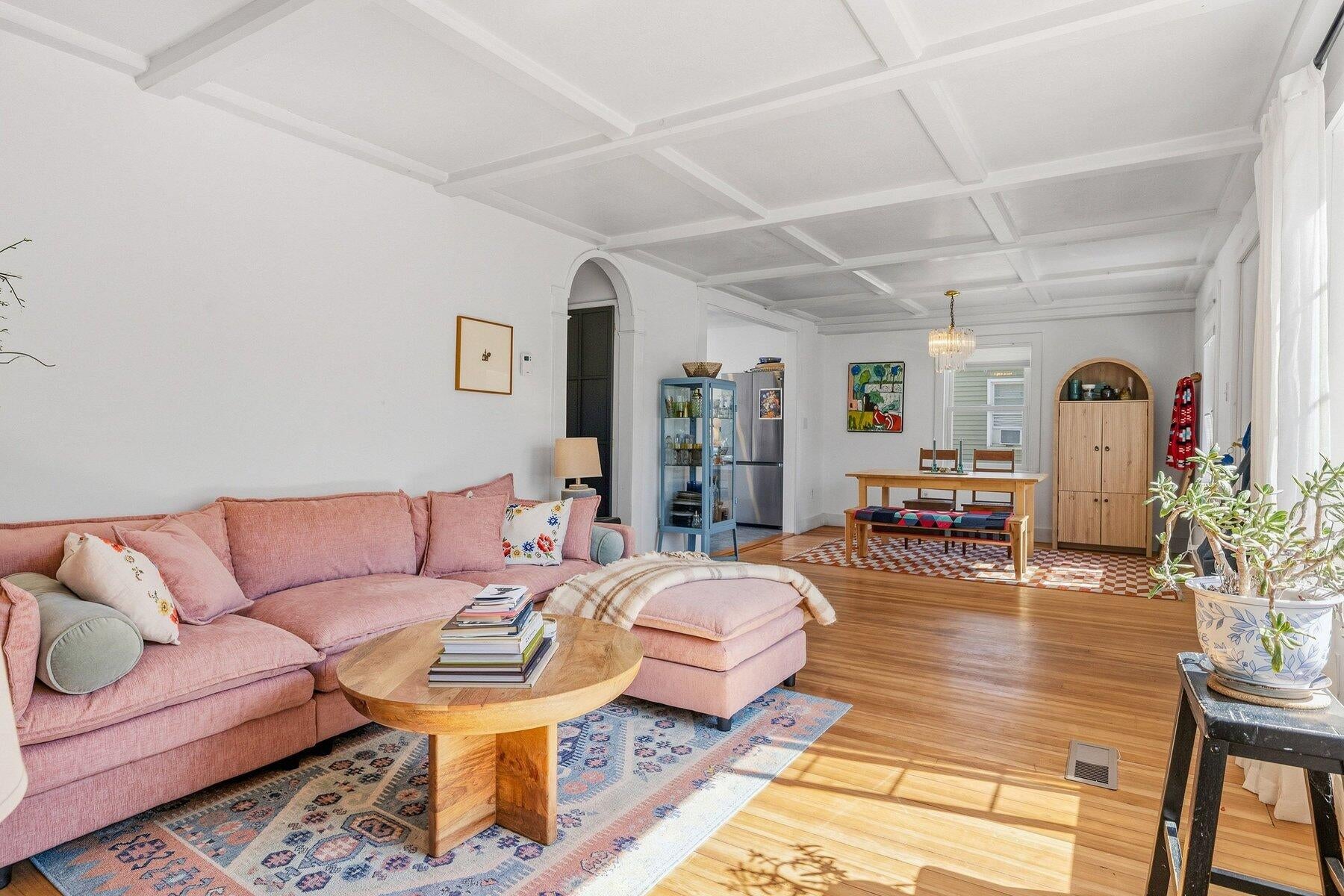 7 Halstead Street