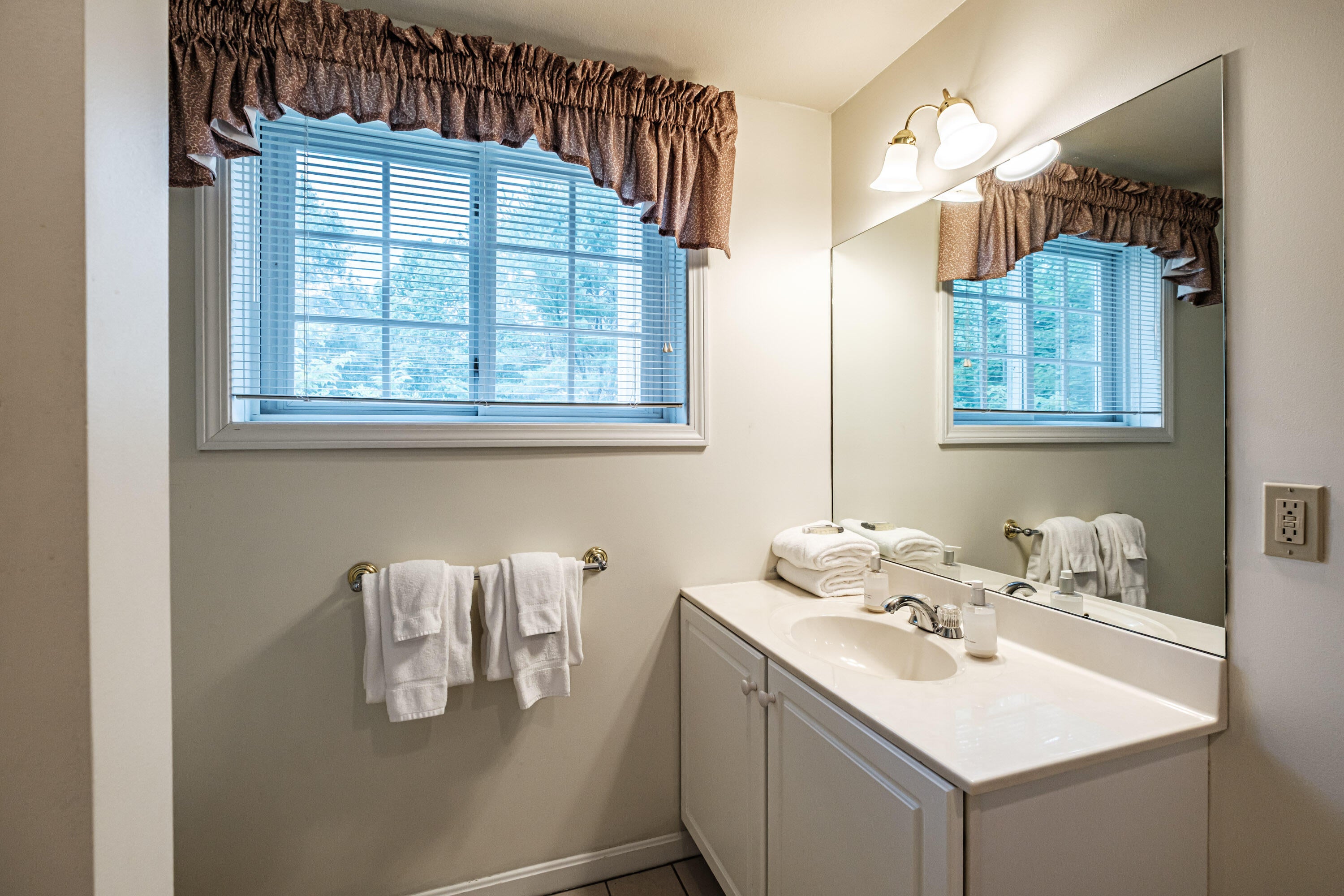 44 Mill Hill Road 603
