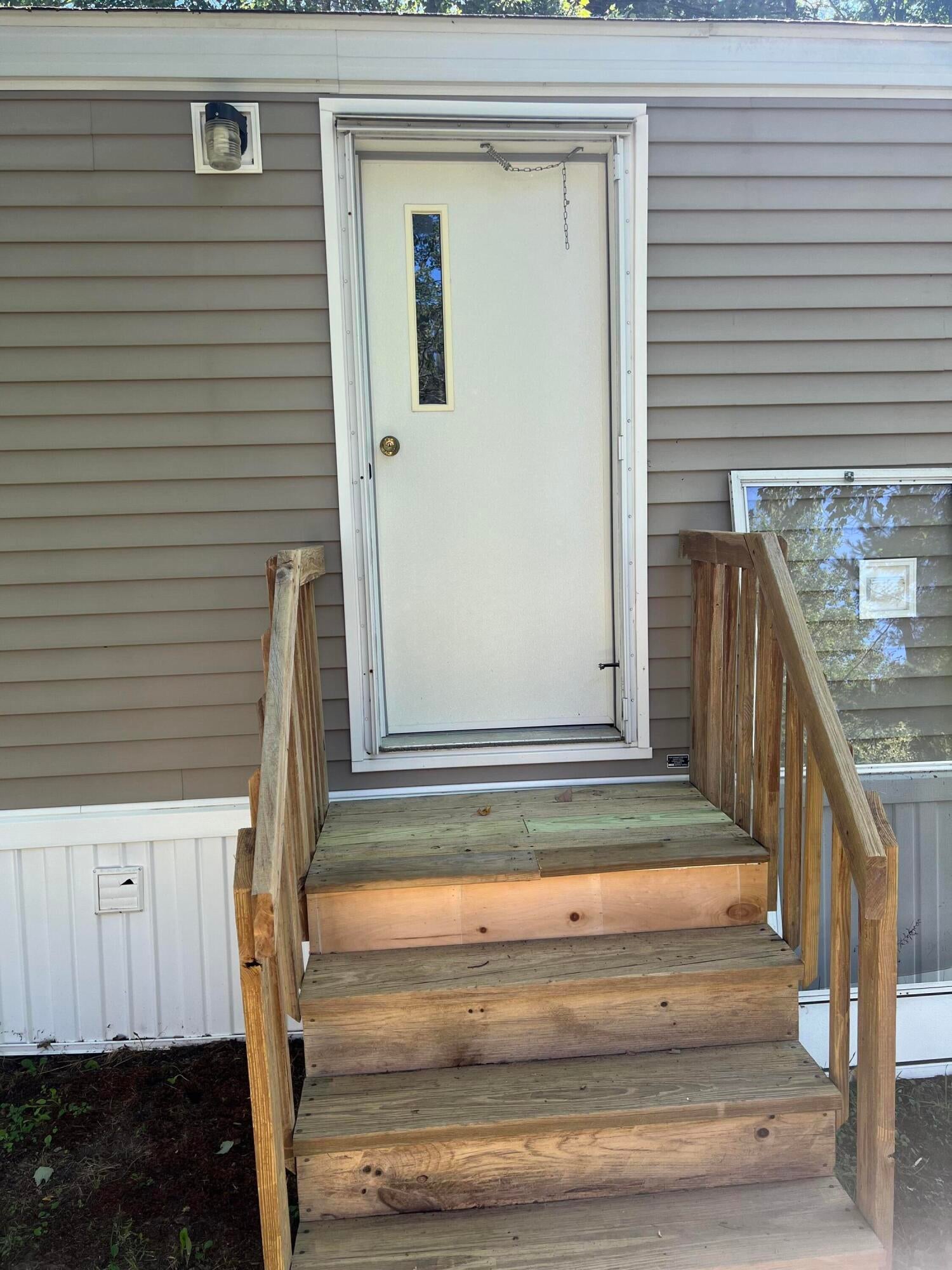 8 Bayberry Drive