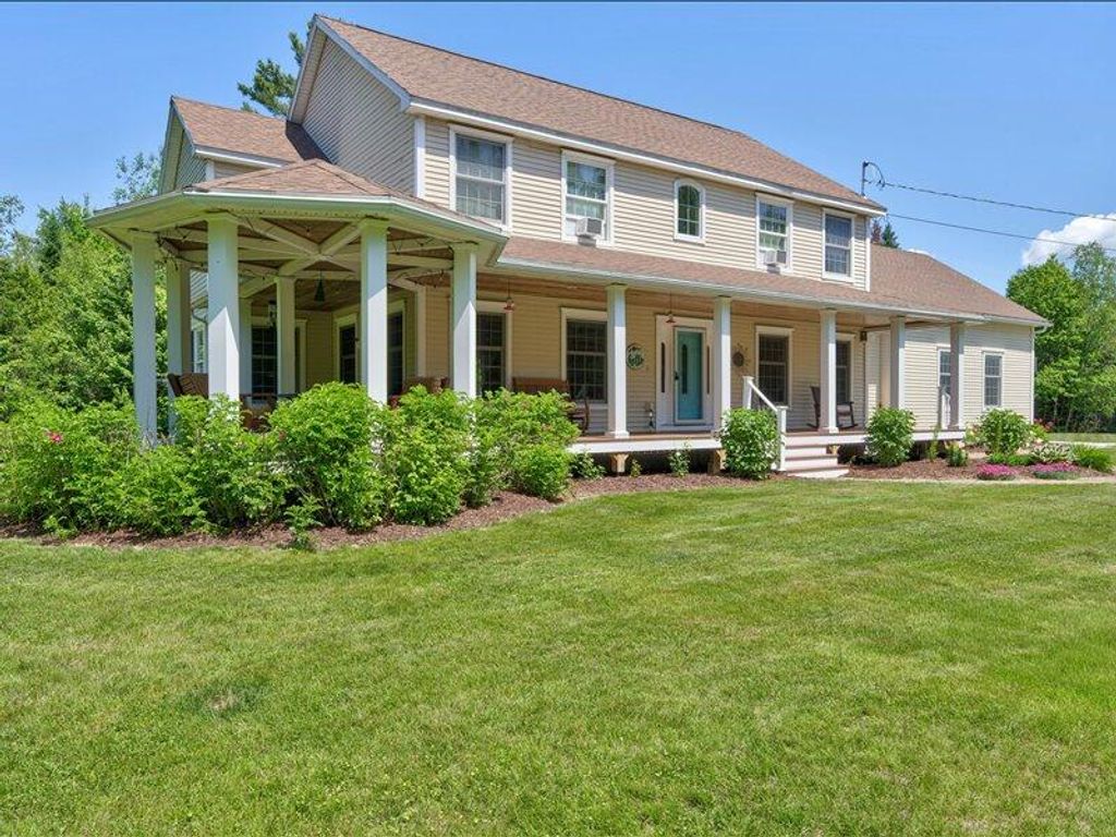 Photo of 43 Skyline Road, Bangor, ME 04401 (MLS # 1667908)