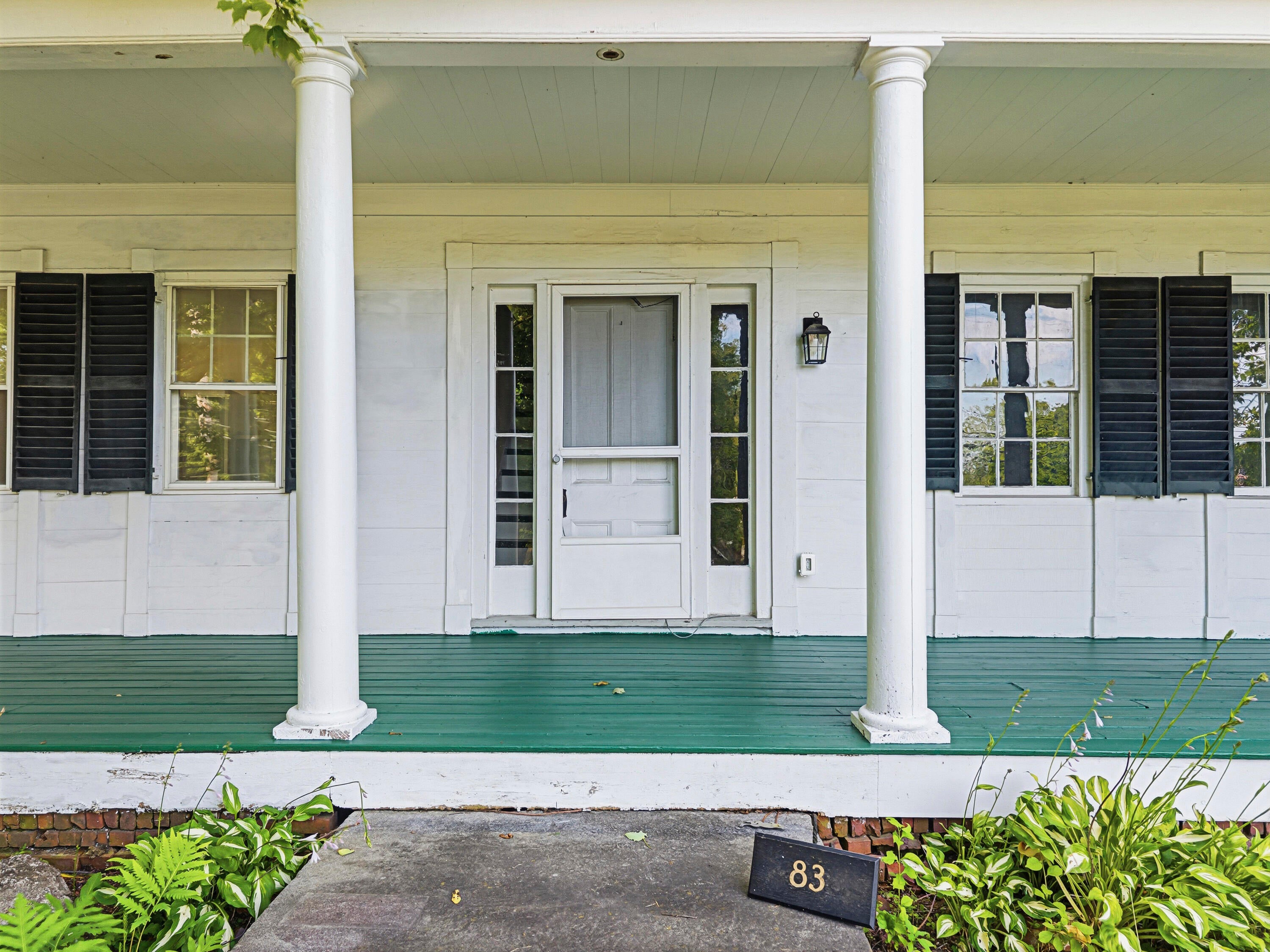 83 Bath Road