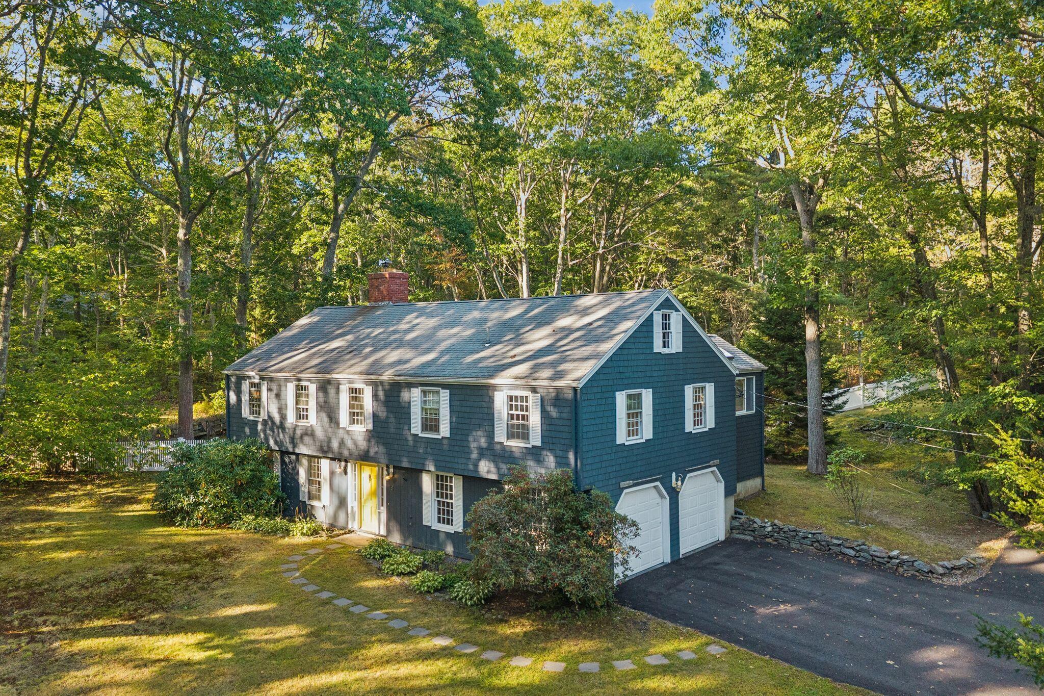 18 Broad Cove Road