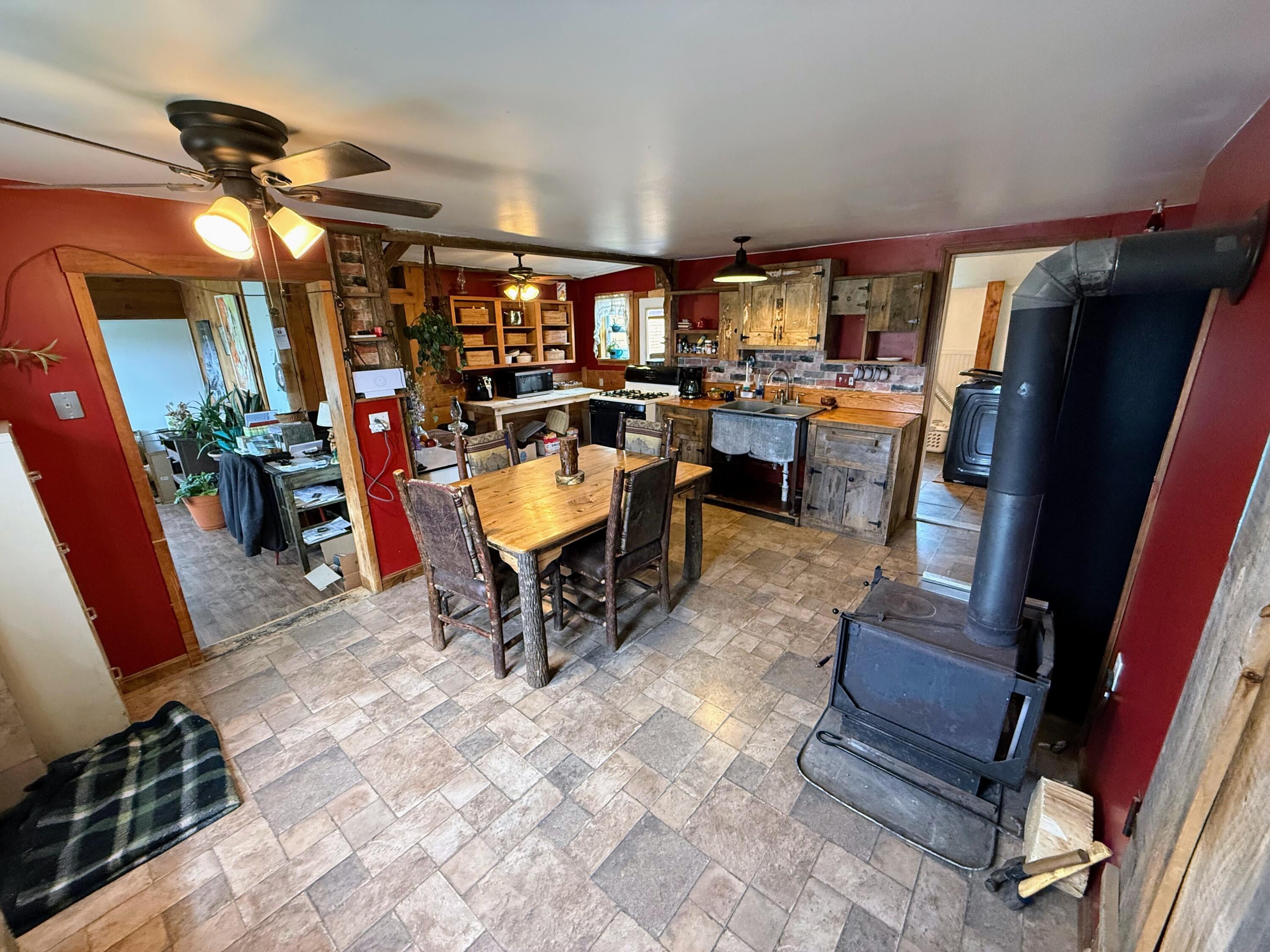 1118 Exeter Road