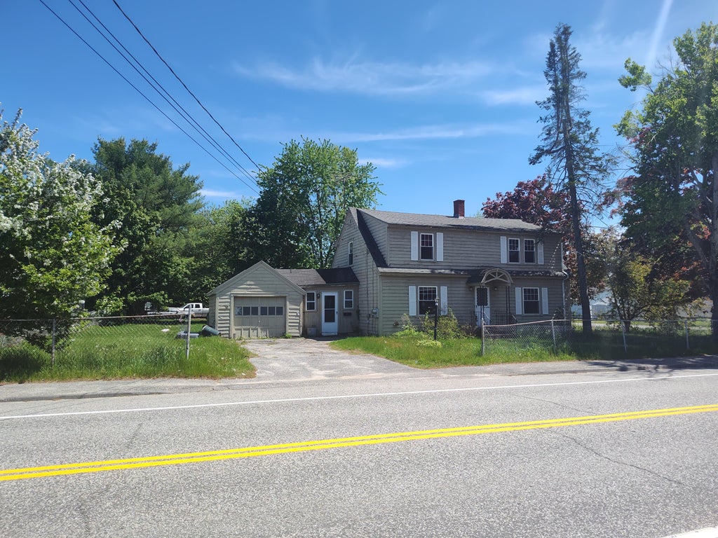 Photo of 148 Broad Street, Auburn, ME 04210 (MLS # 1663606)