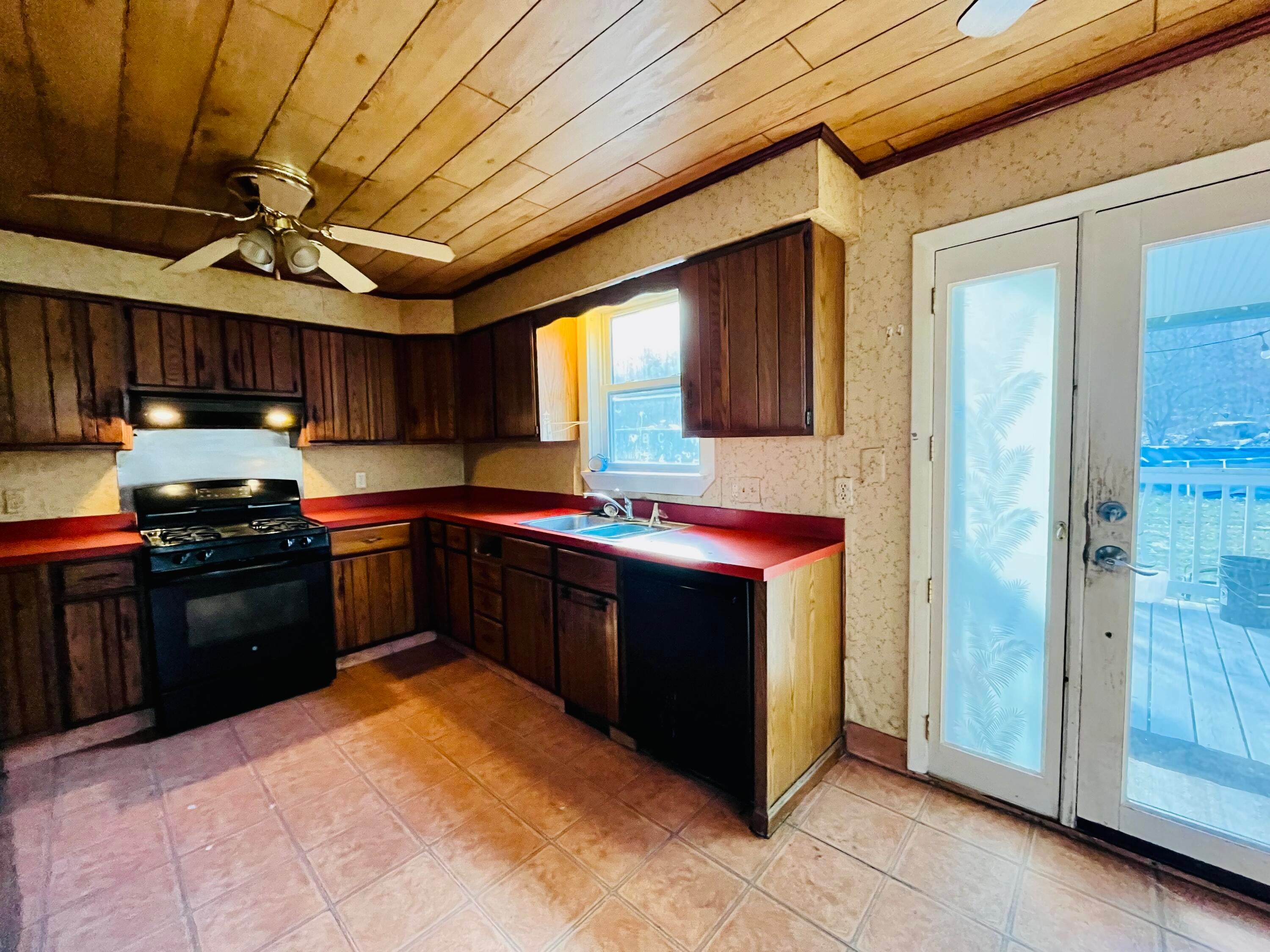 516 Greenwood Road