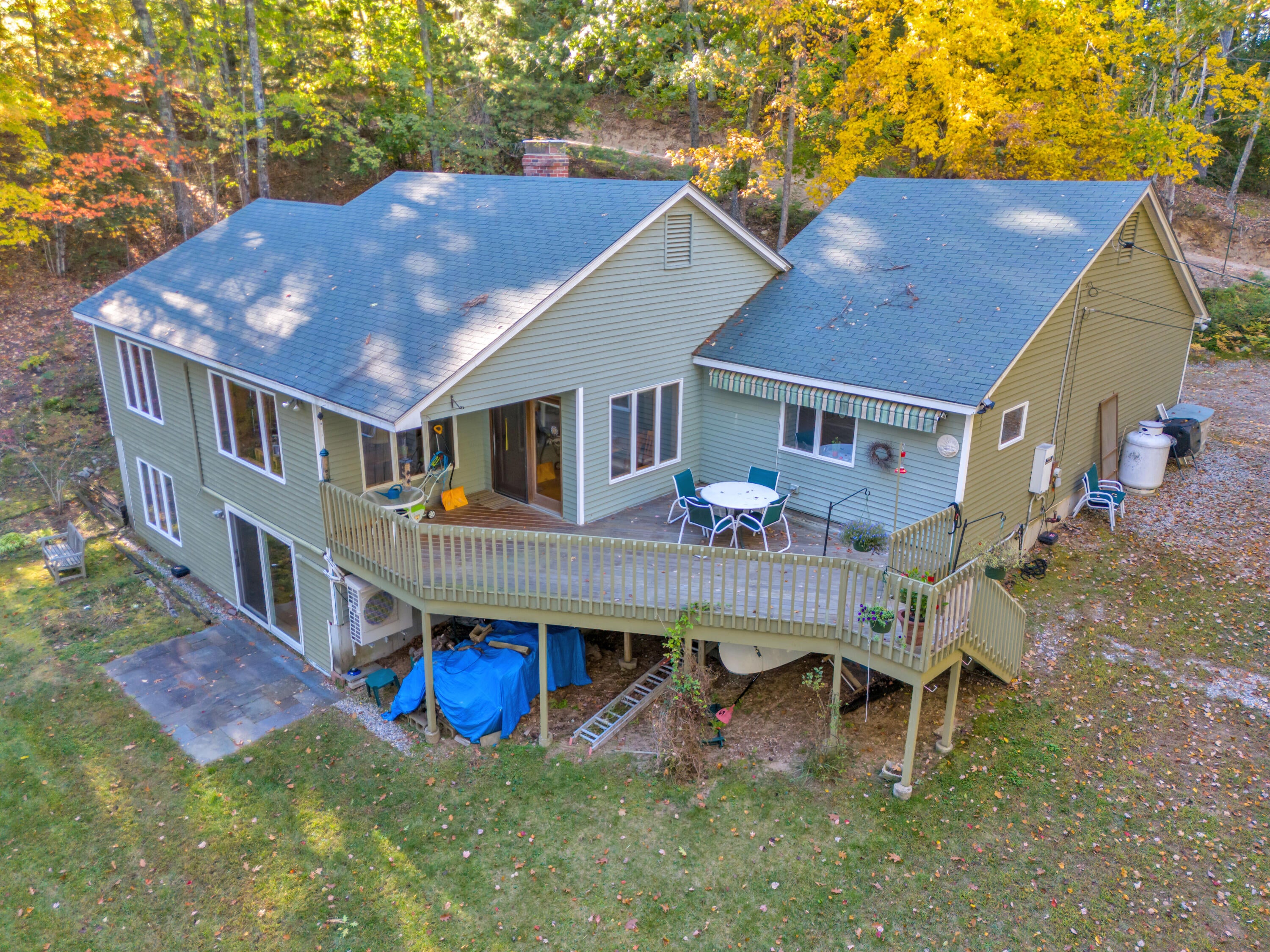 223 Silver Lane