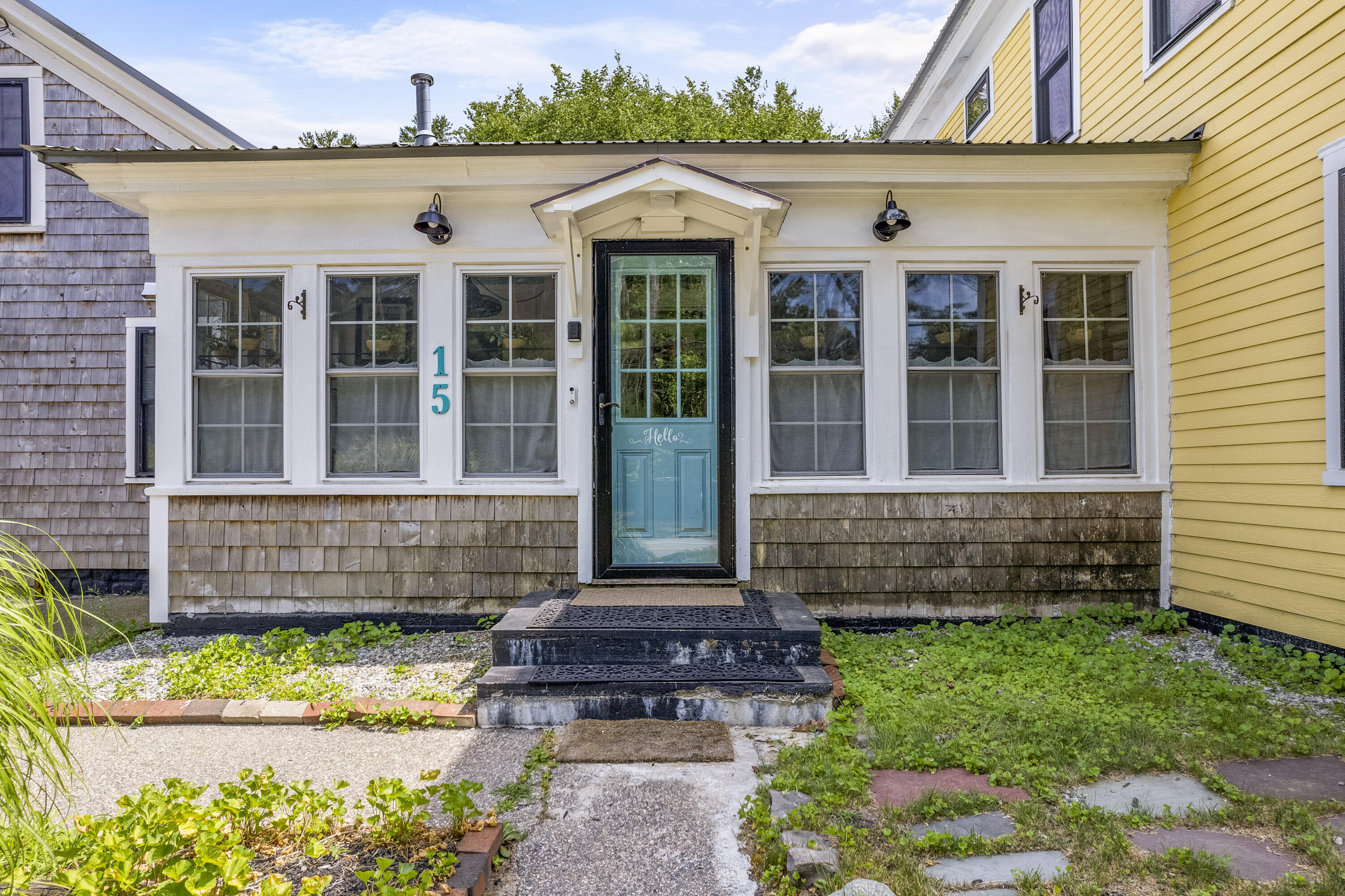 15 Bayview Road