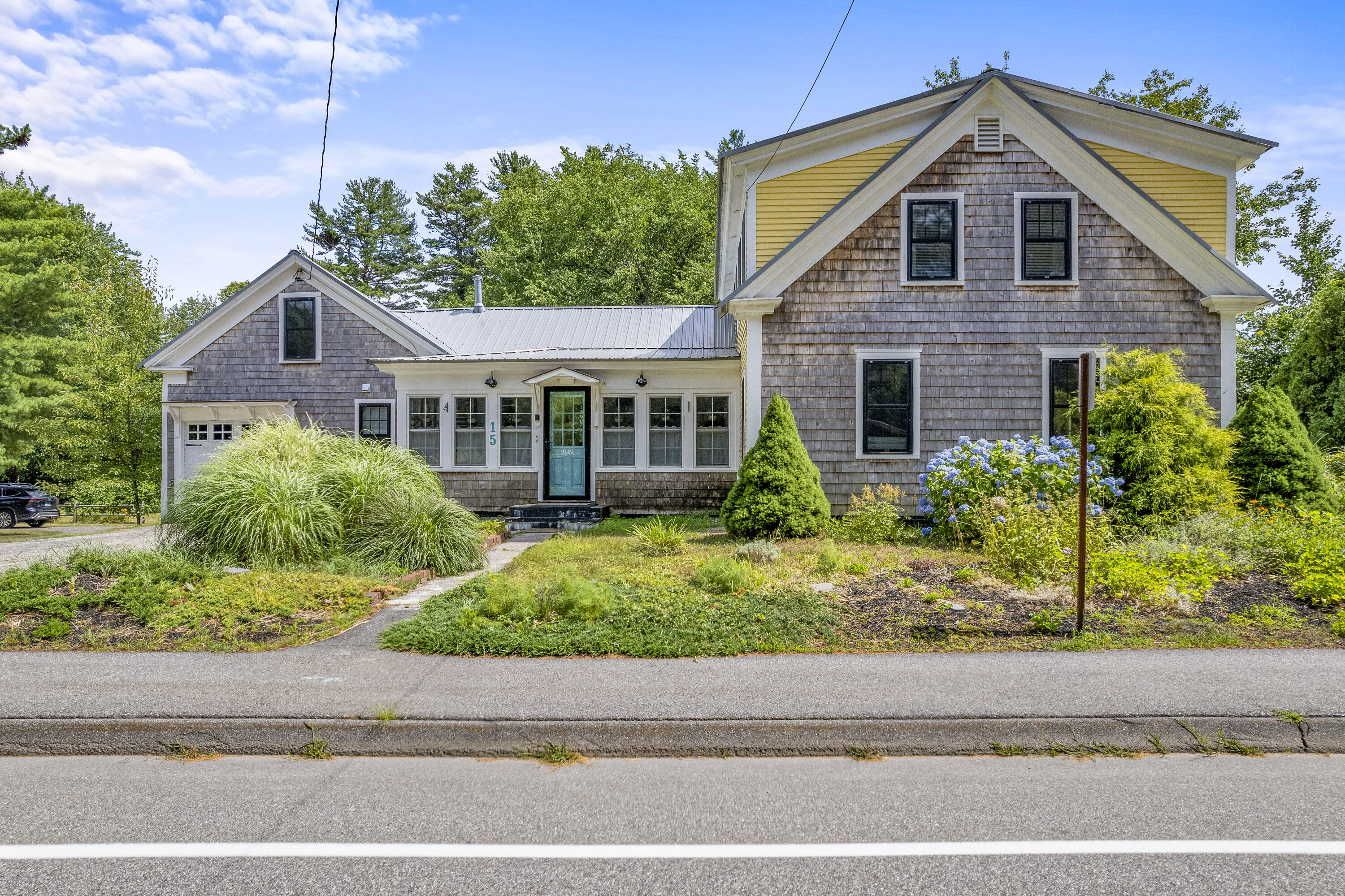 15 Bayview Road