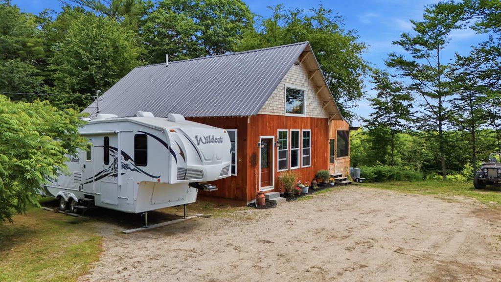 Photo of 304 Quaker Ridge Road, Leeds, ME 04263 (MLS # 1669250)