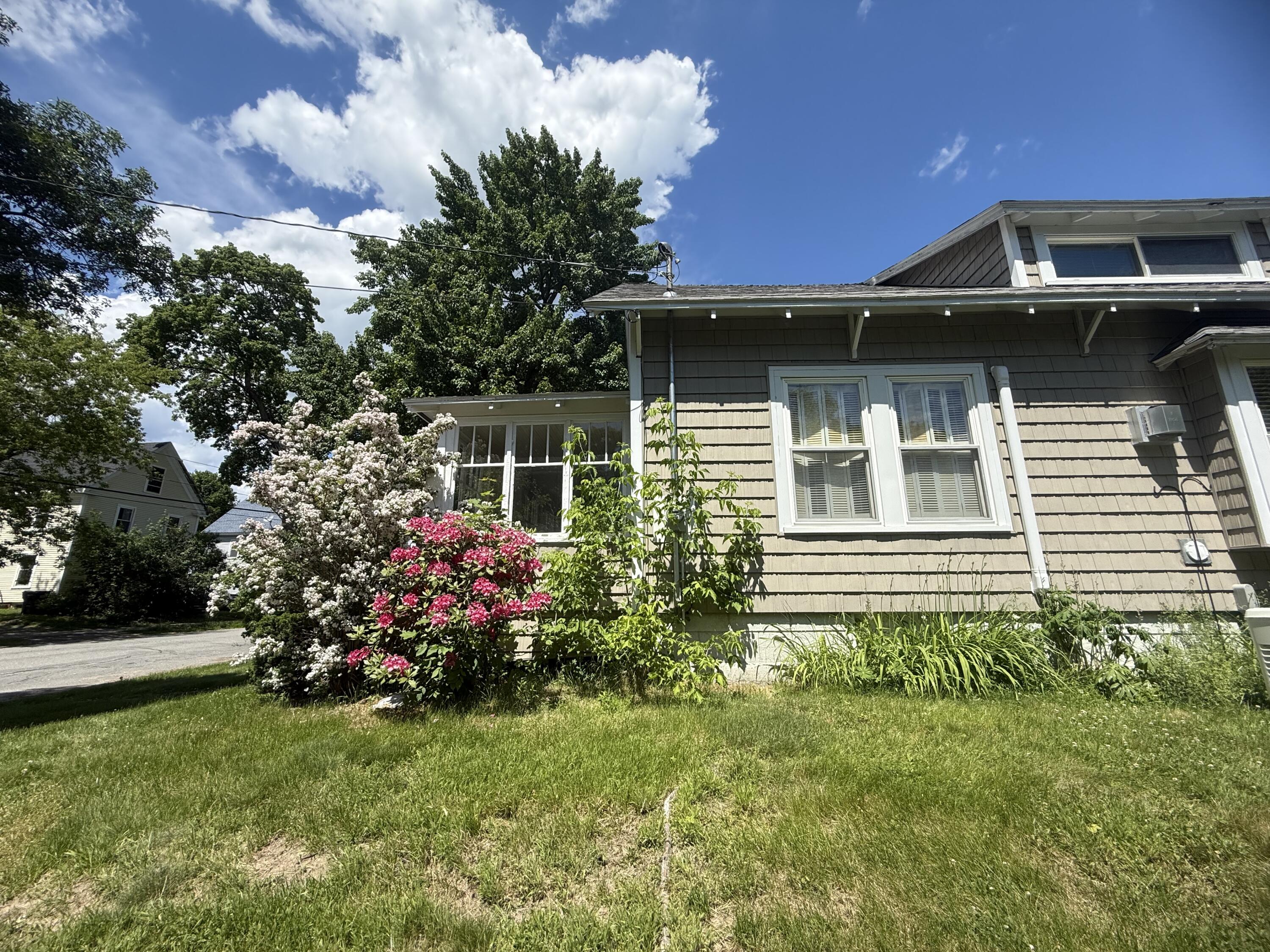 164 7th Street