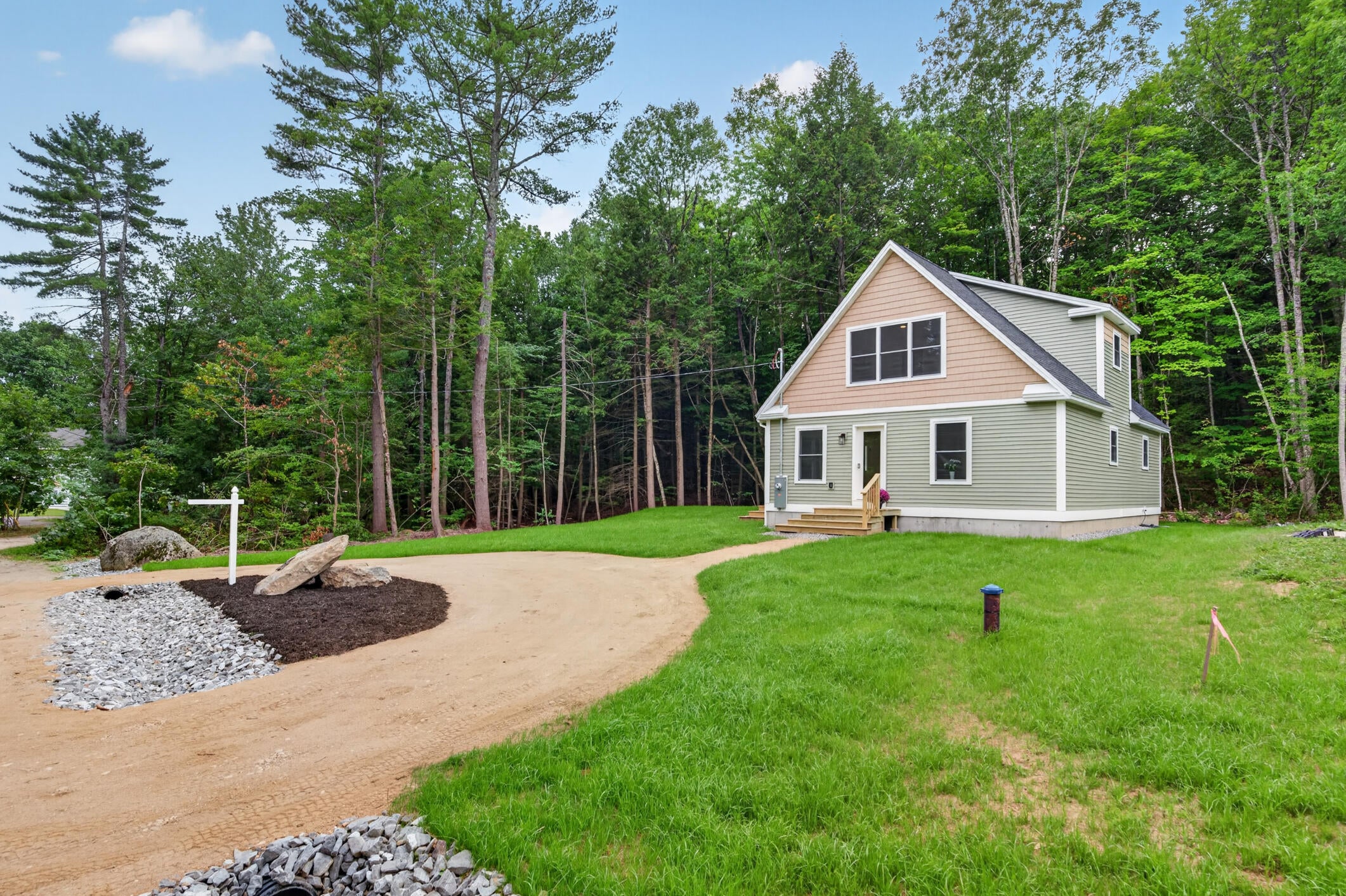 16 Birdsong Lane