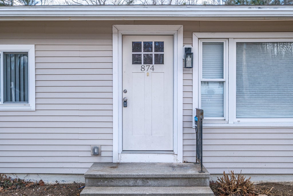 Photo of 874 Sanford Road, Wells, ME 04090 (MLS # 1666920)