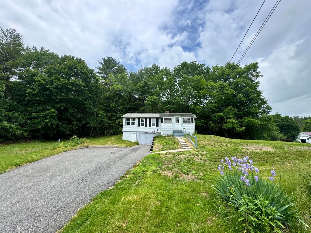 Photo of 14 Lynn Road, Augusta, ME 04330 (MLS # 1666976)