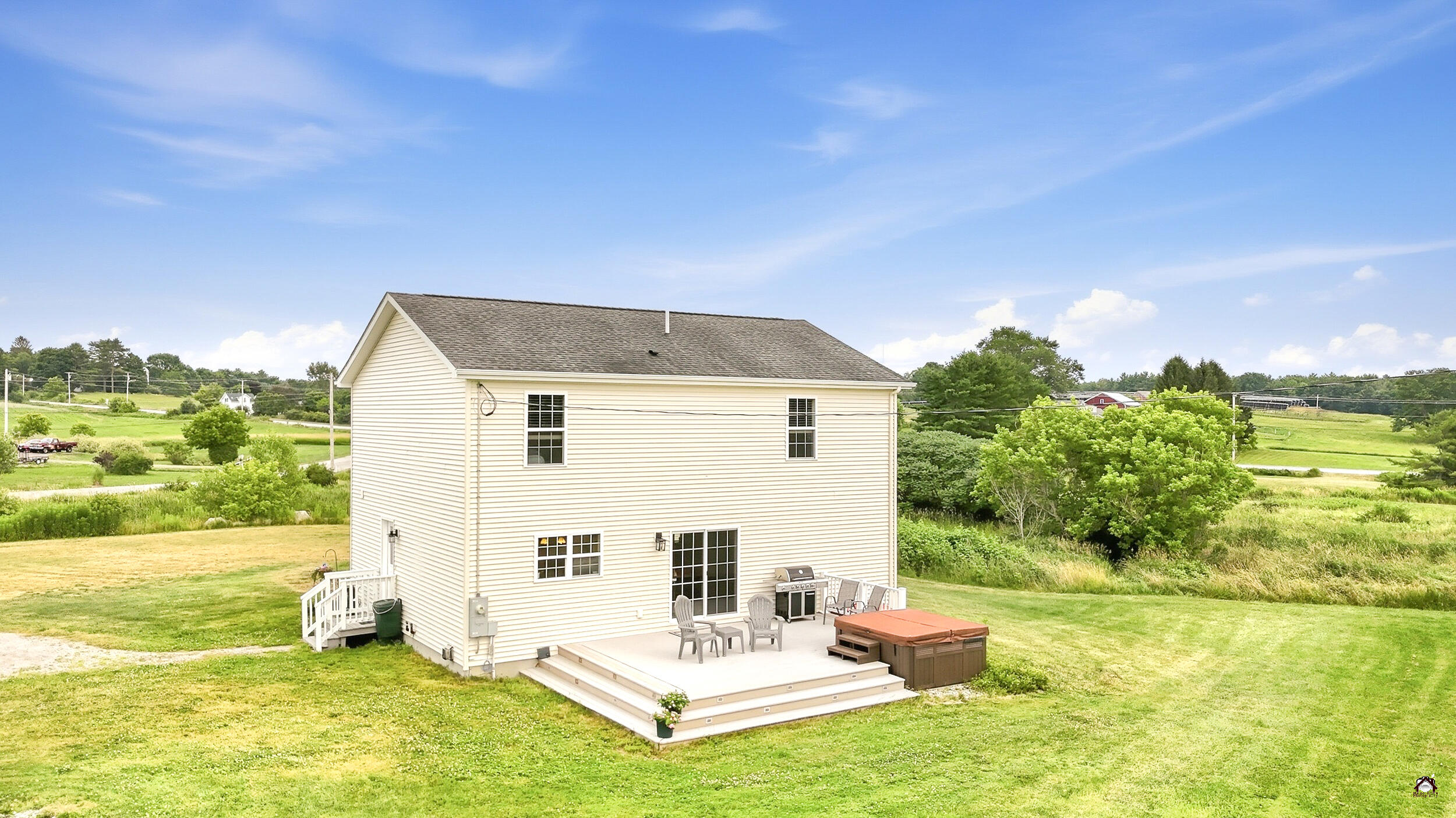 6 Old Meadow Road