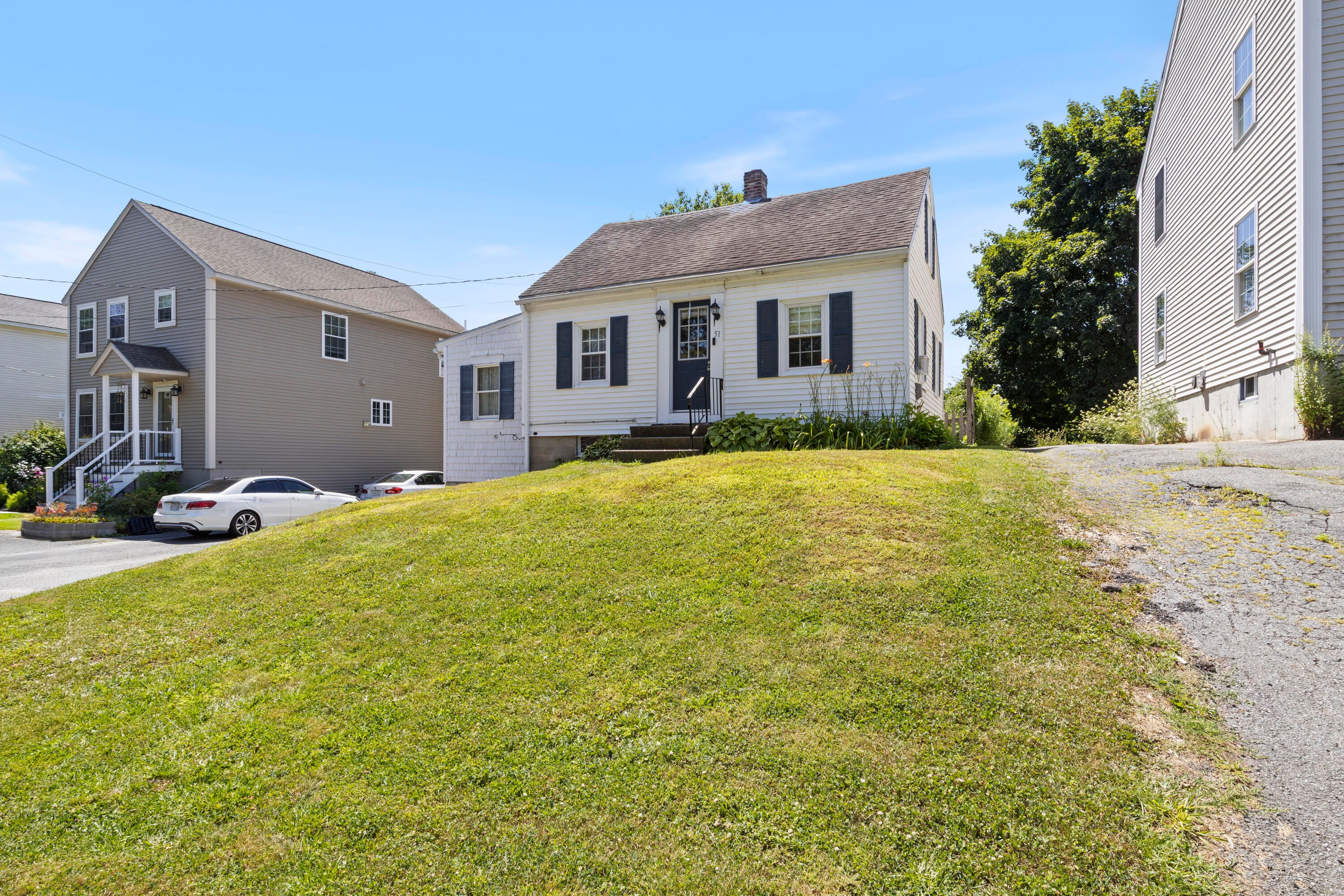 51 Anderson Avenue