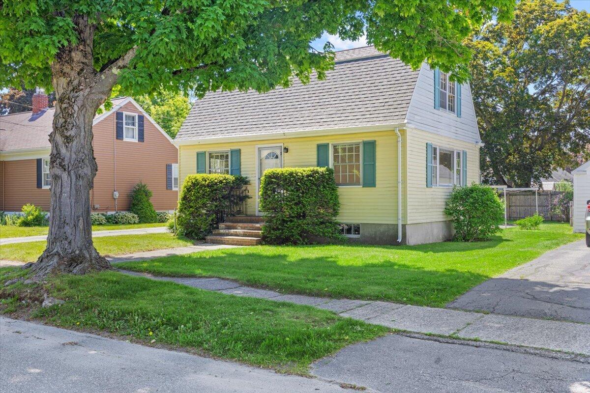 53 Churchill Road