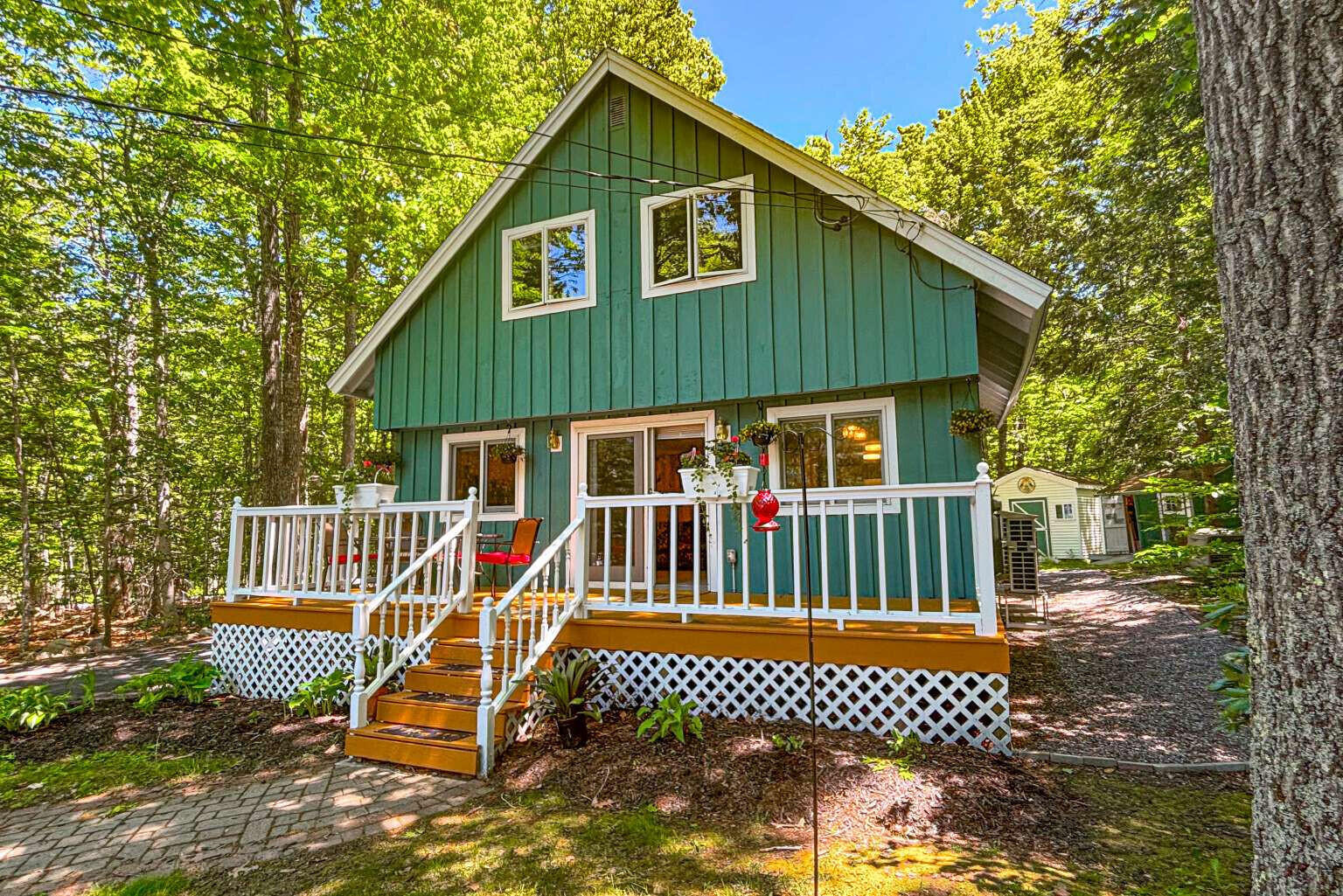 16 Scenic View Drive