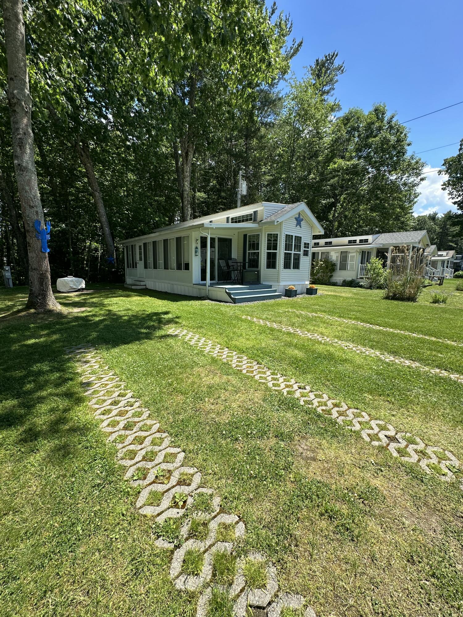 23 College Drive 11B