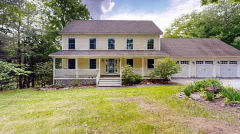 Photo of 60 Waters Edge Drive, Lewiston, ME 04240 (MLS # 1664364)