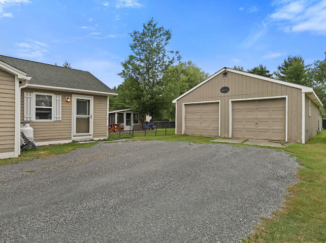 112 Dow Road