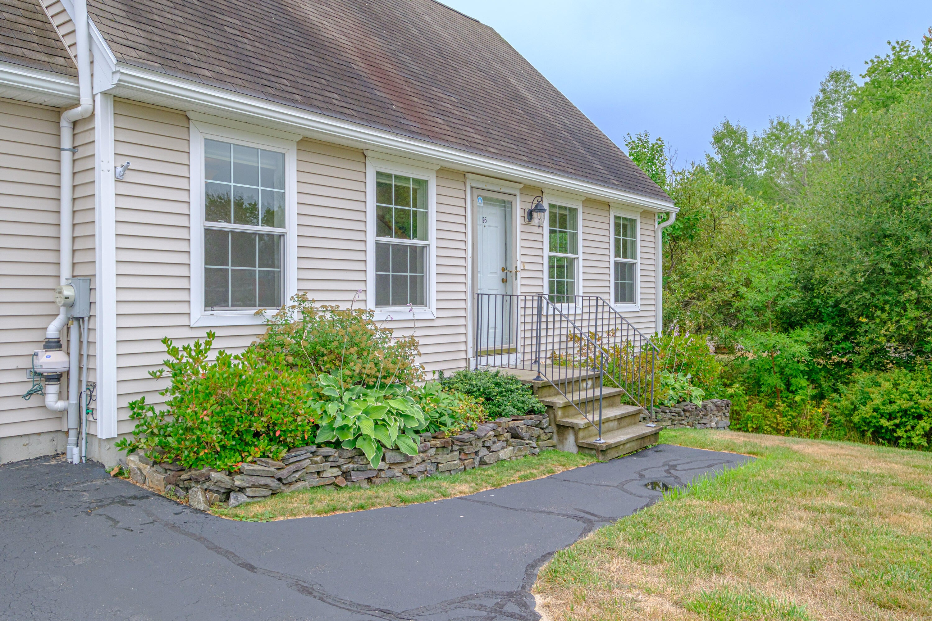 96 Merganser Street