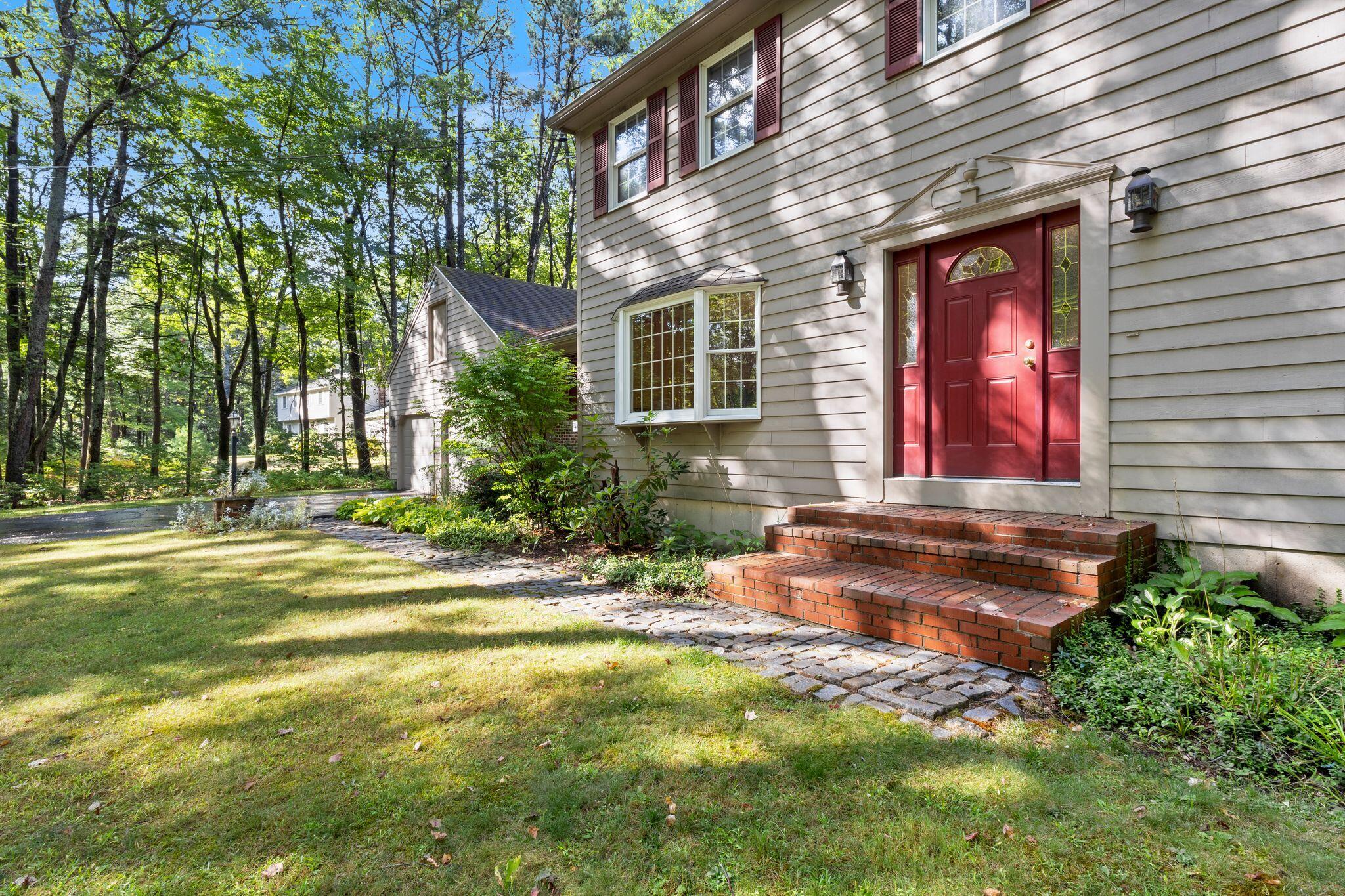26 Hemlock Road