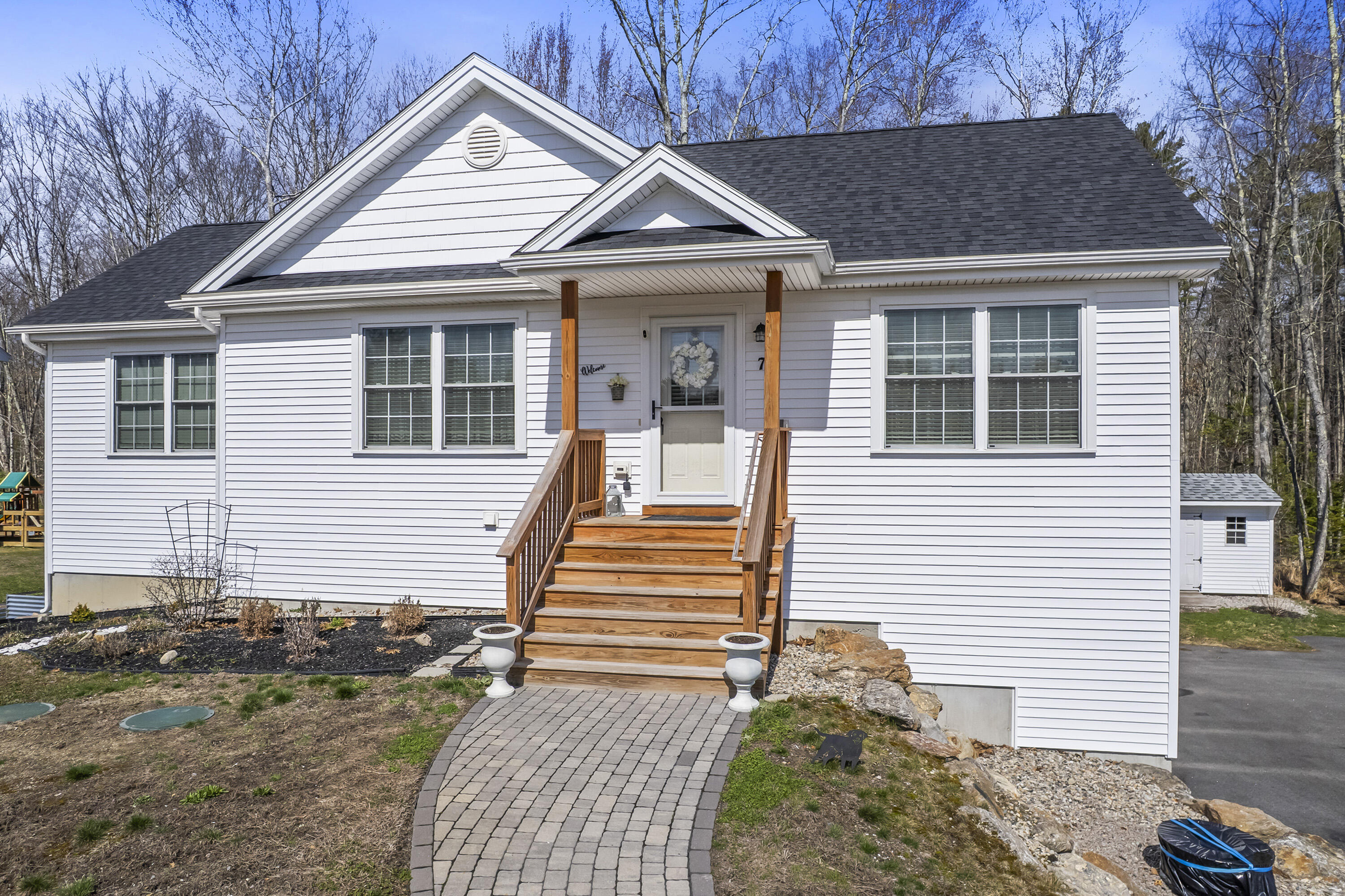 7 Crickett Lane