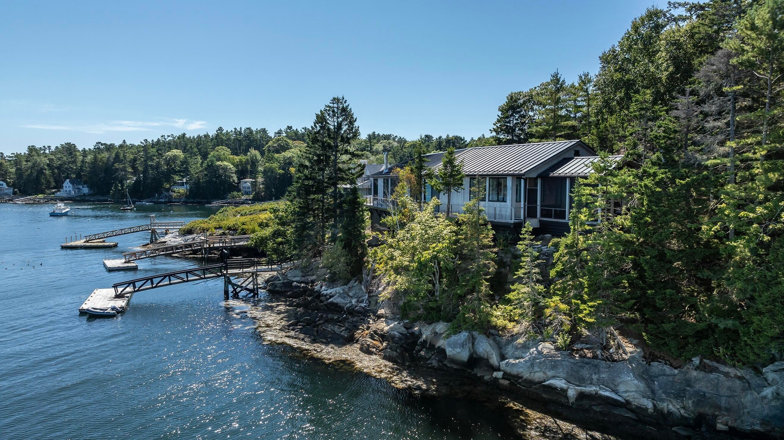 6 Harbor Ledge Lane