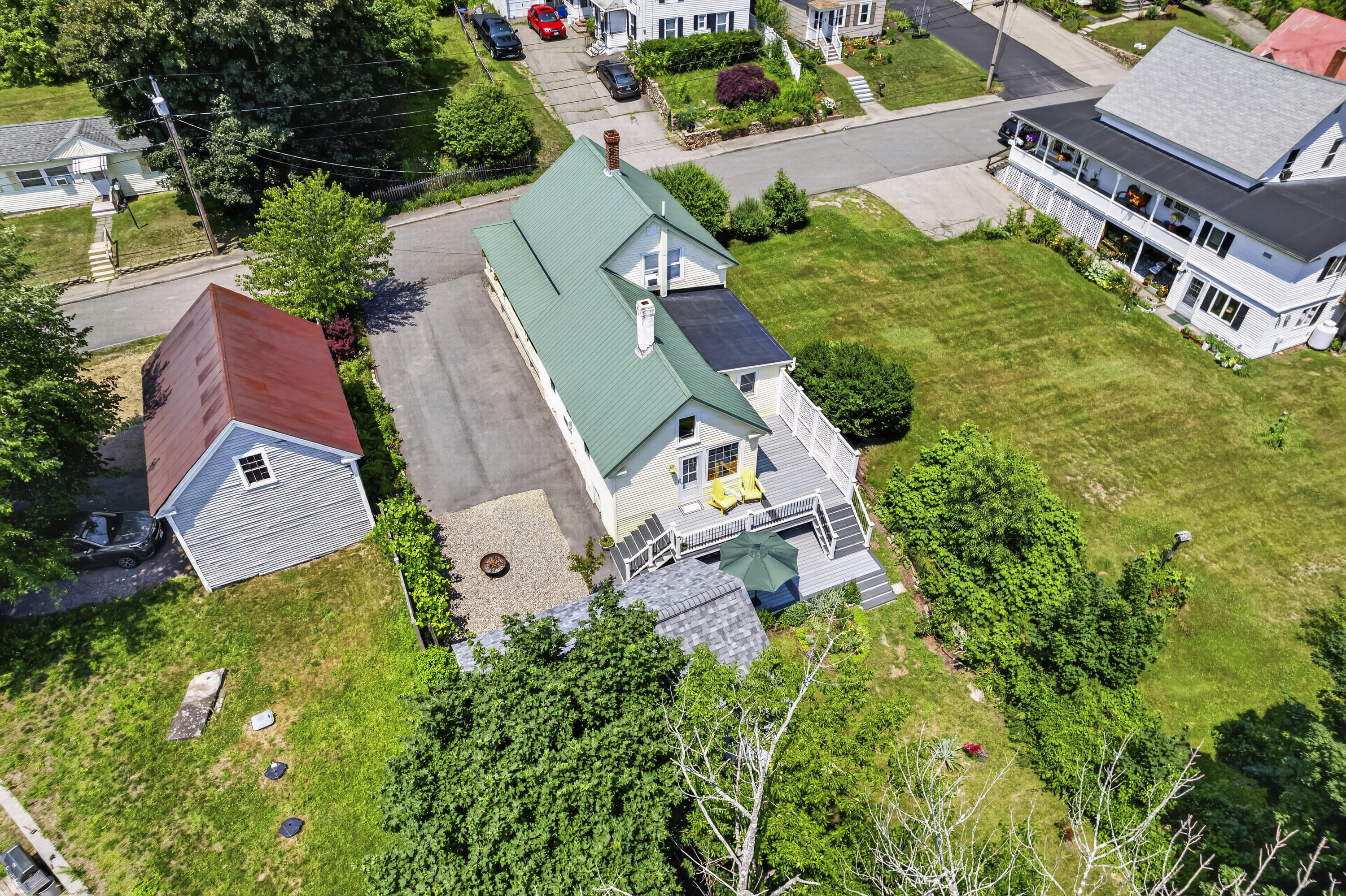 20 Tibbetts Street