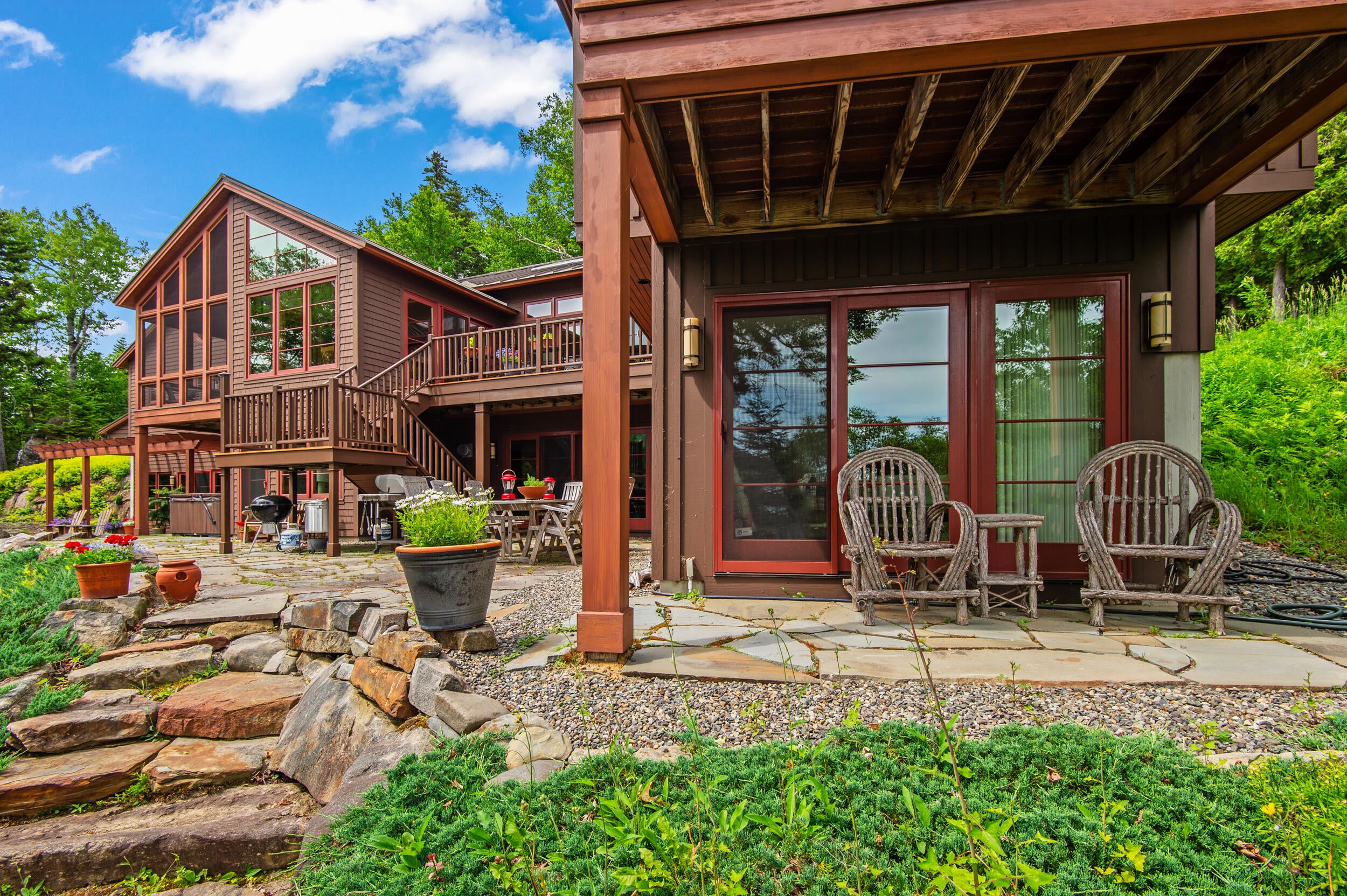6 Innsbrook Drive