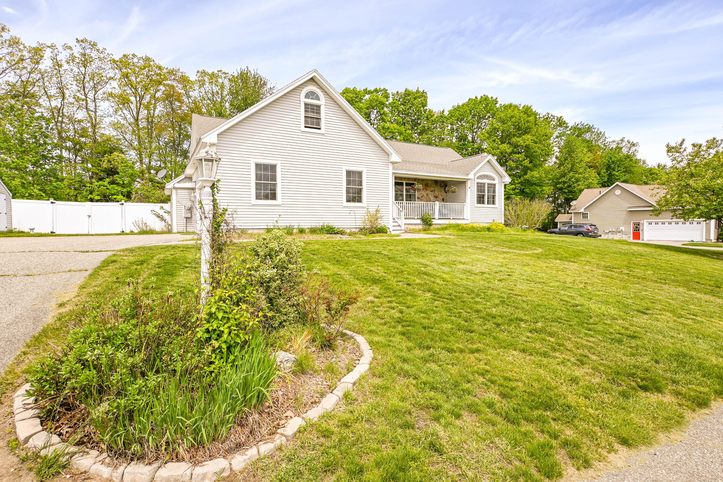 13 Blake Avenue