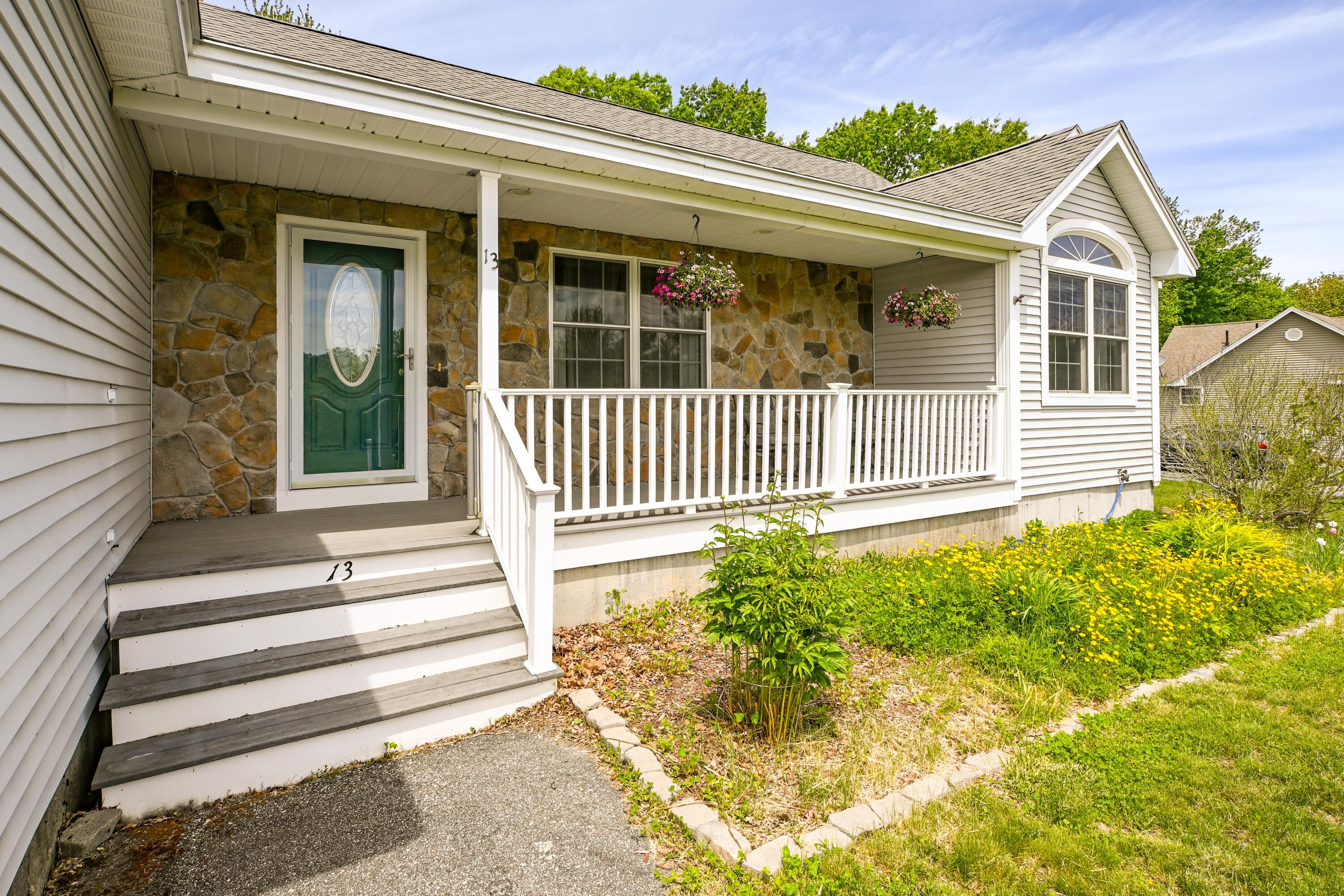 13 Blake Avenue