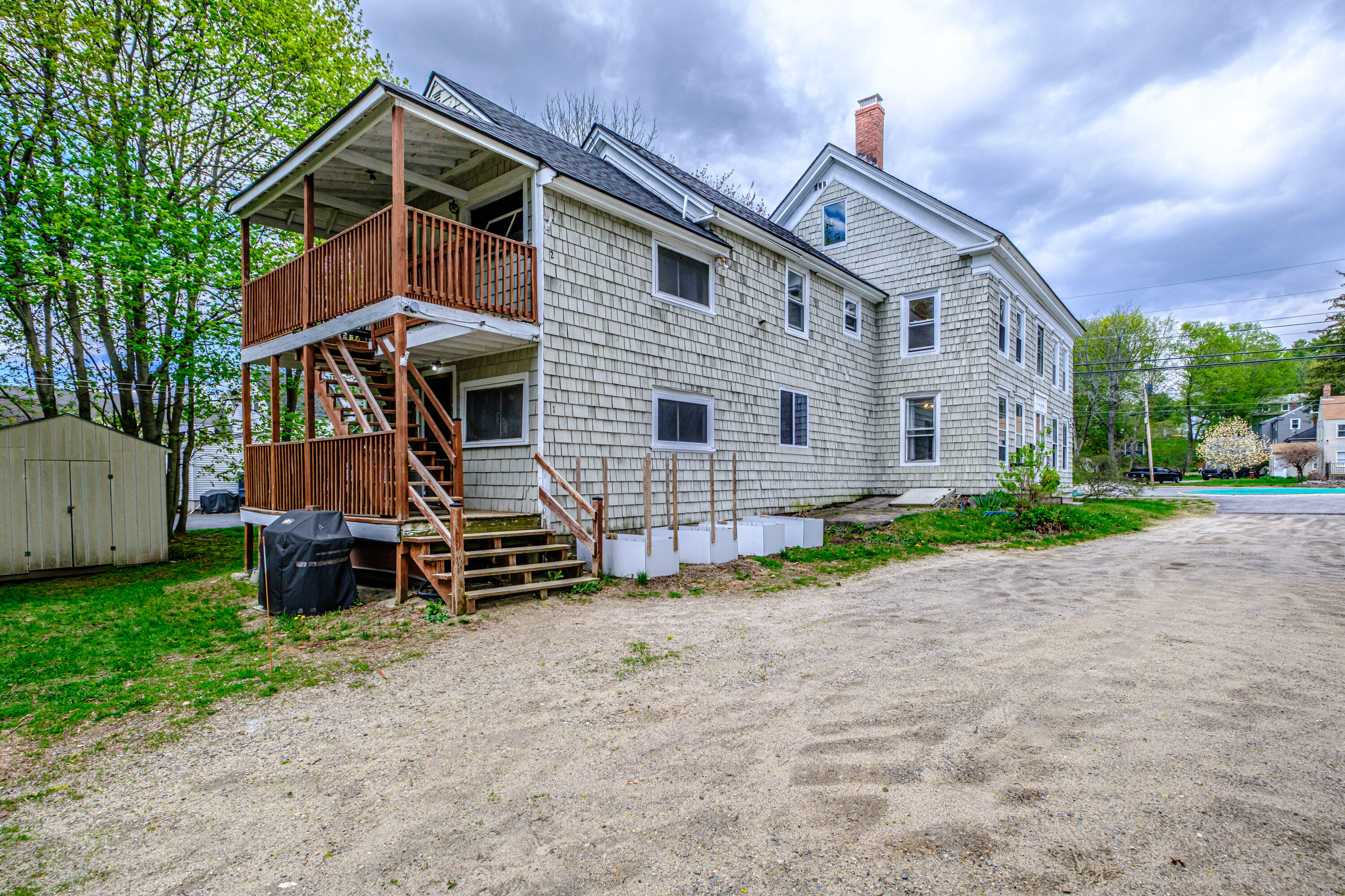 6 Narragansett Street