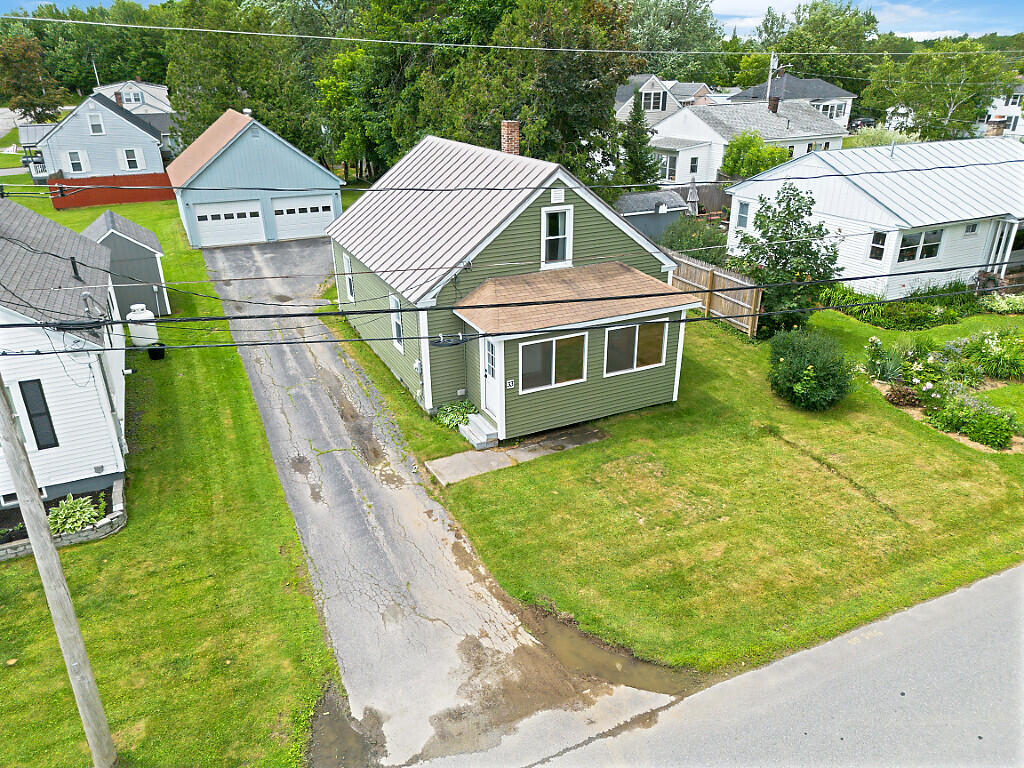 33 Cottage Street