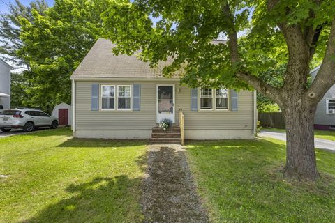 Photo of 33 Penn Avenue, Portland, ME 04103 (MLS # 1666836)