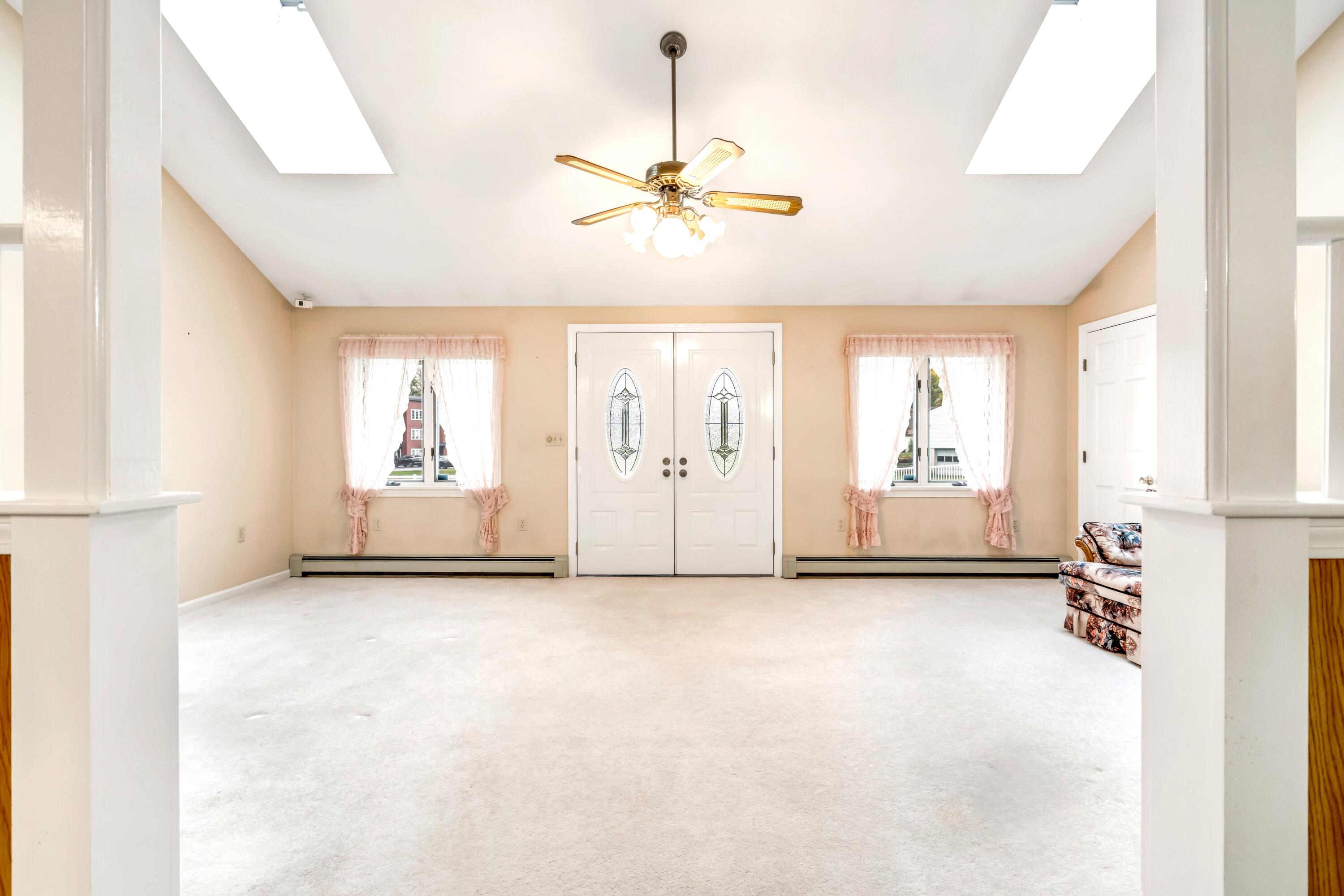 5 Normand Court