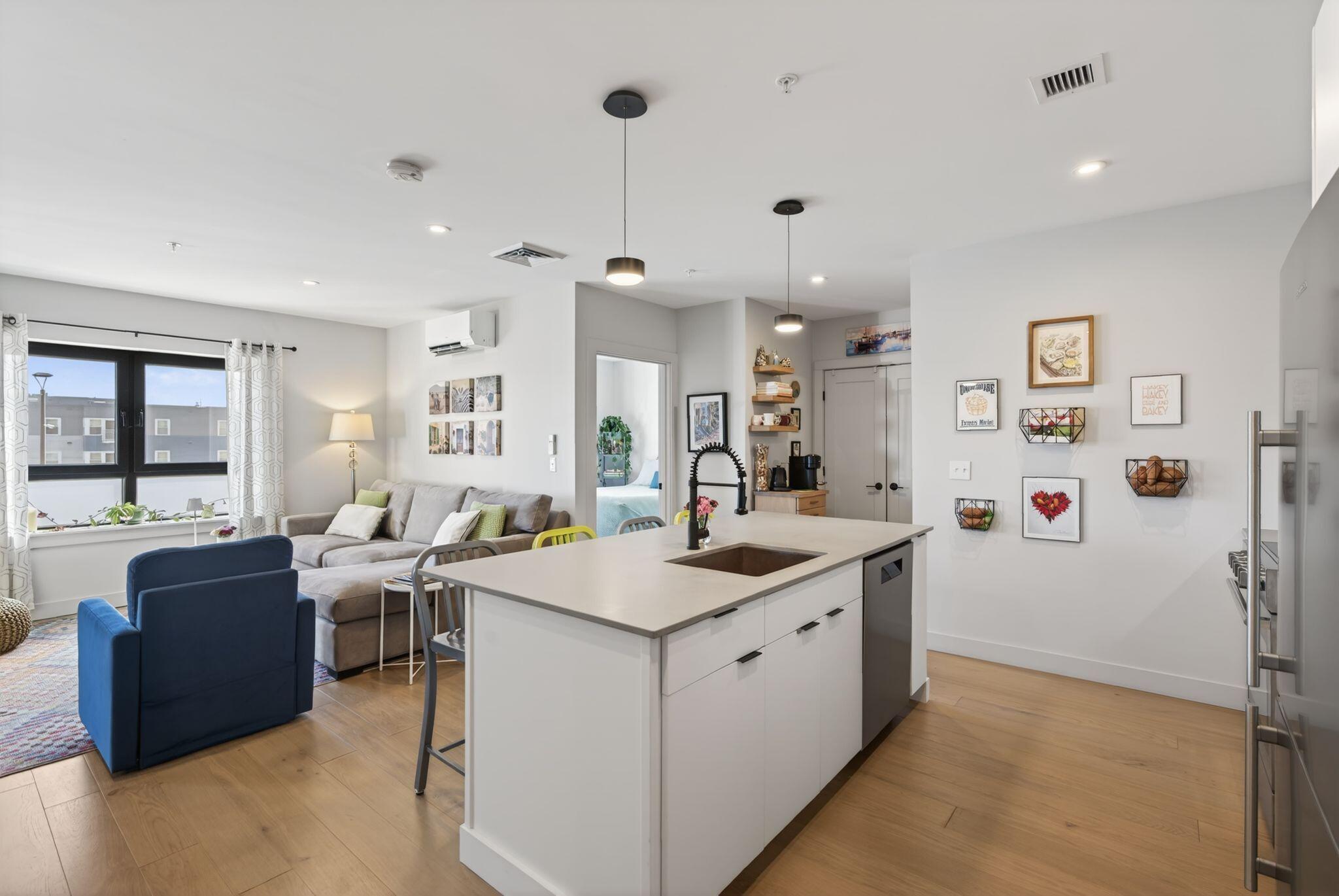 75 Chestnut Street 310