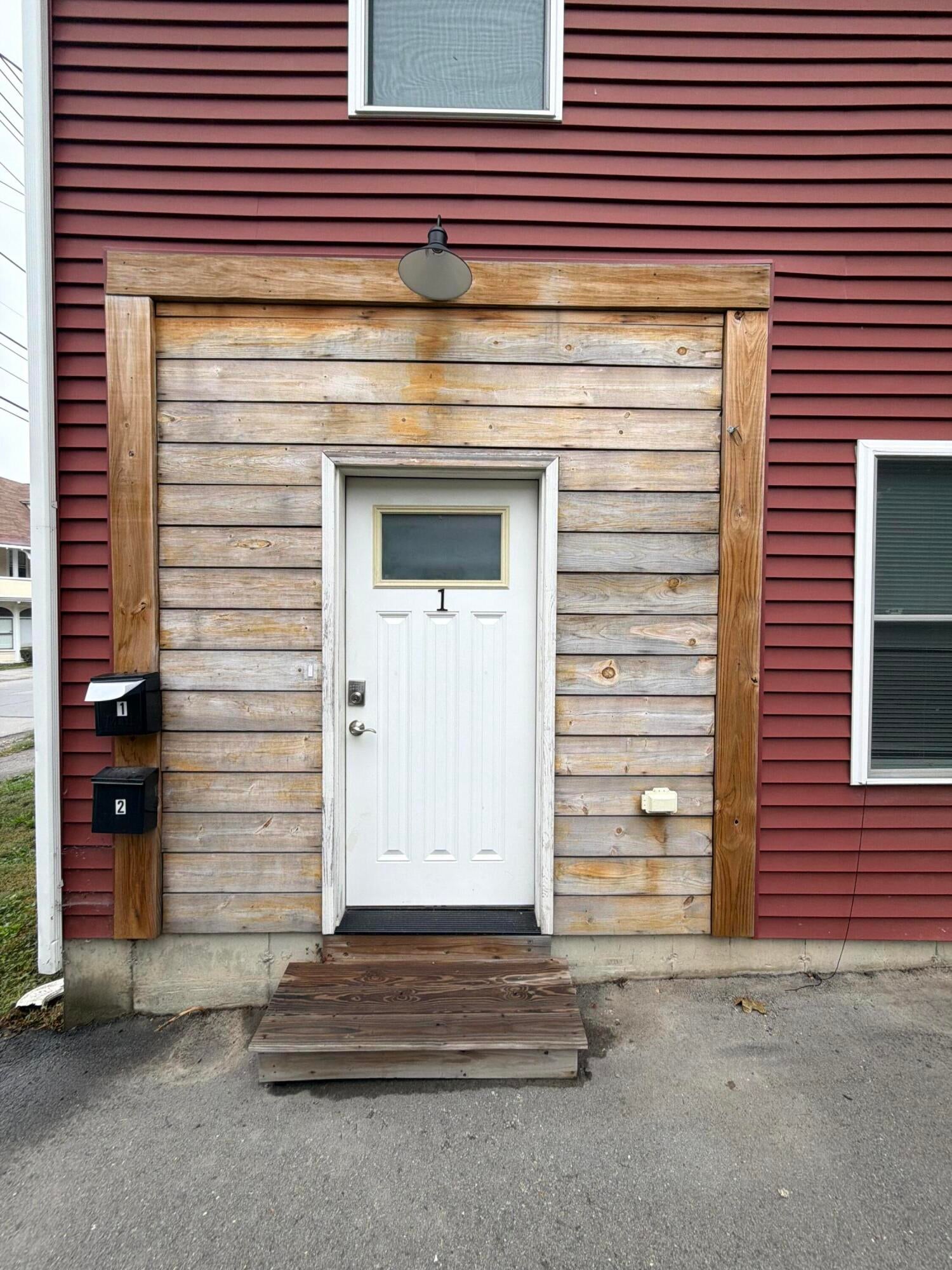 107 Center Street